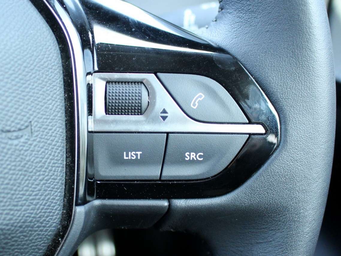 2022 PEUGEOT 208 2022 PEUGEOT 208