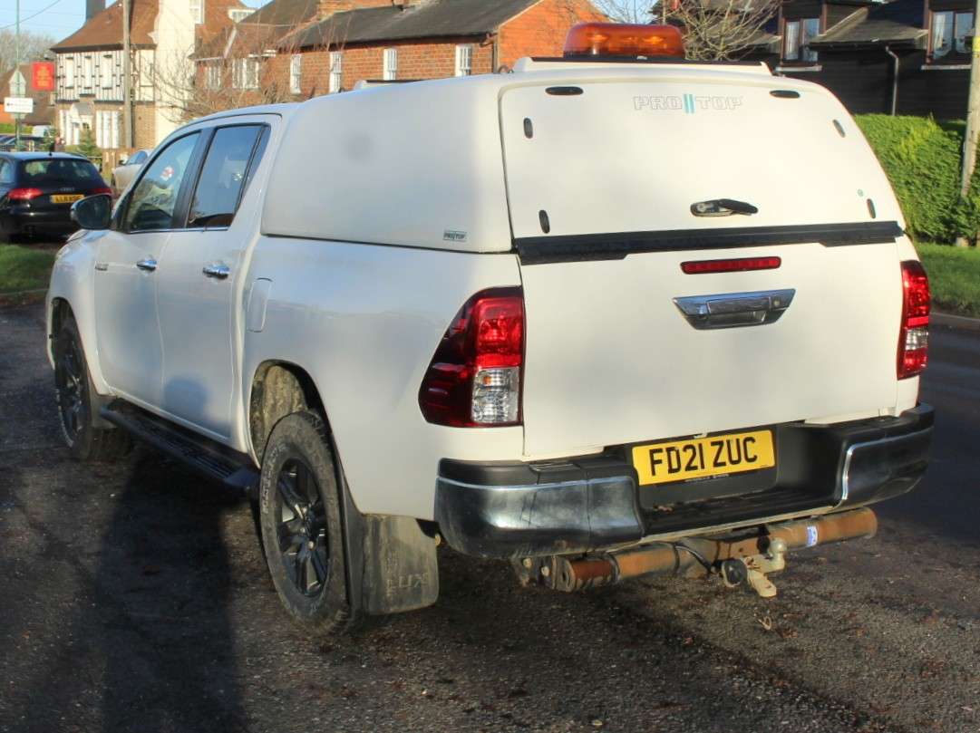 2021 TOYOTA HILUX 2021 TOYOTA HILUX