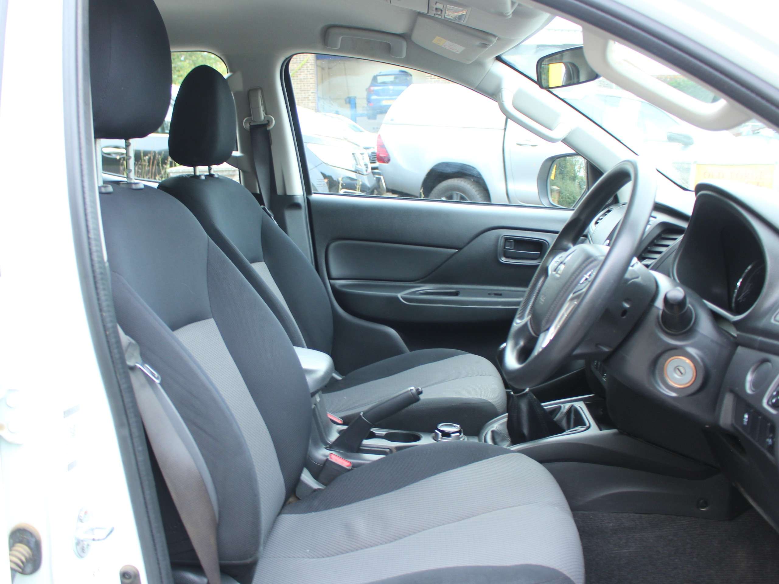 2020 MITSUBISHI L200 2020 MITSUBISHI L200