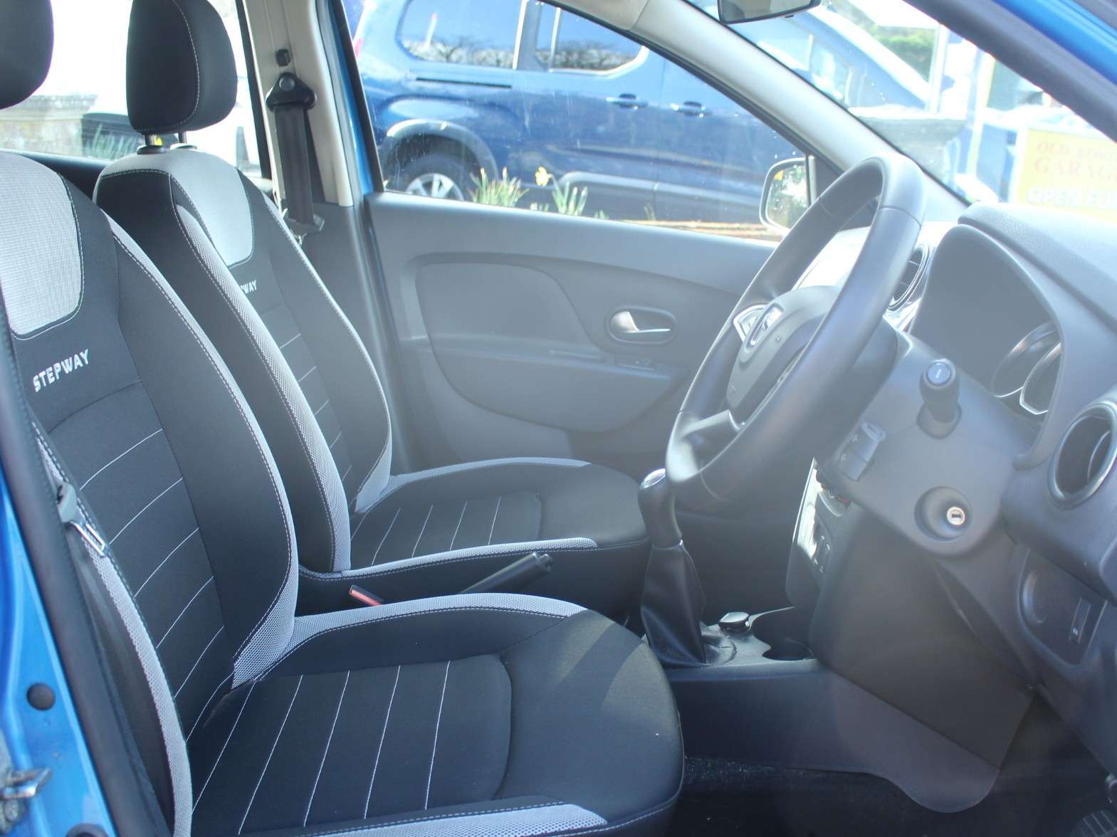 2017 DACIA SANDERO STEPWAY 2017 DACIA SANDERO STEPWAY