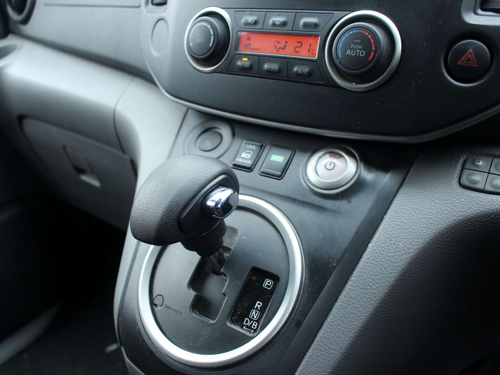 2021 NISSAN E-NV200 2021 NISSAN E-NV200