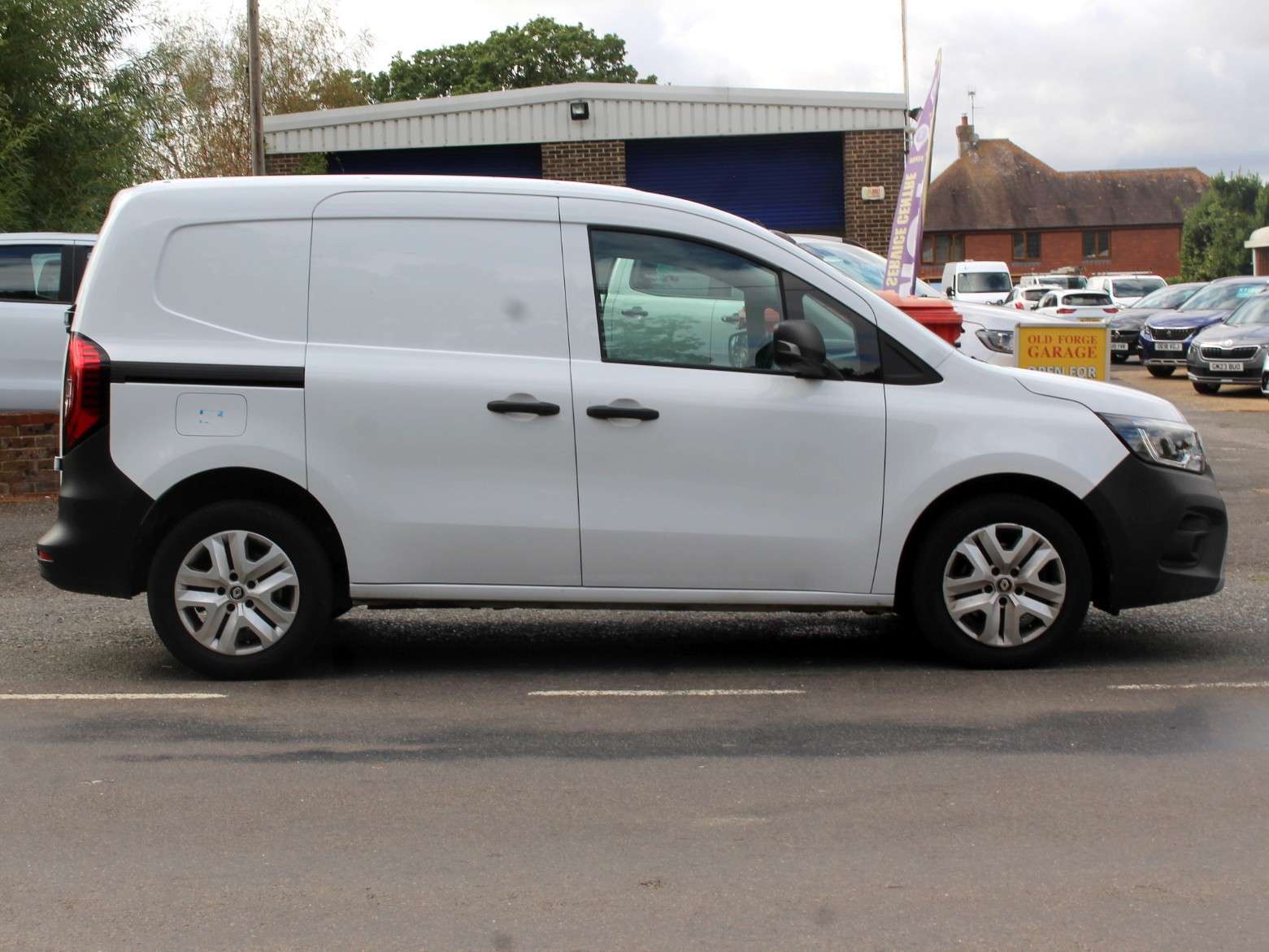 2024 RENAULT KANGOO 2024 RENAULT KANGOO