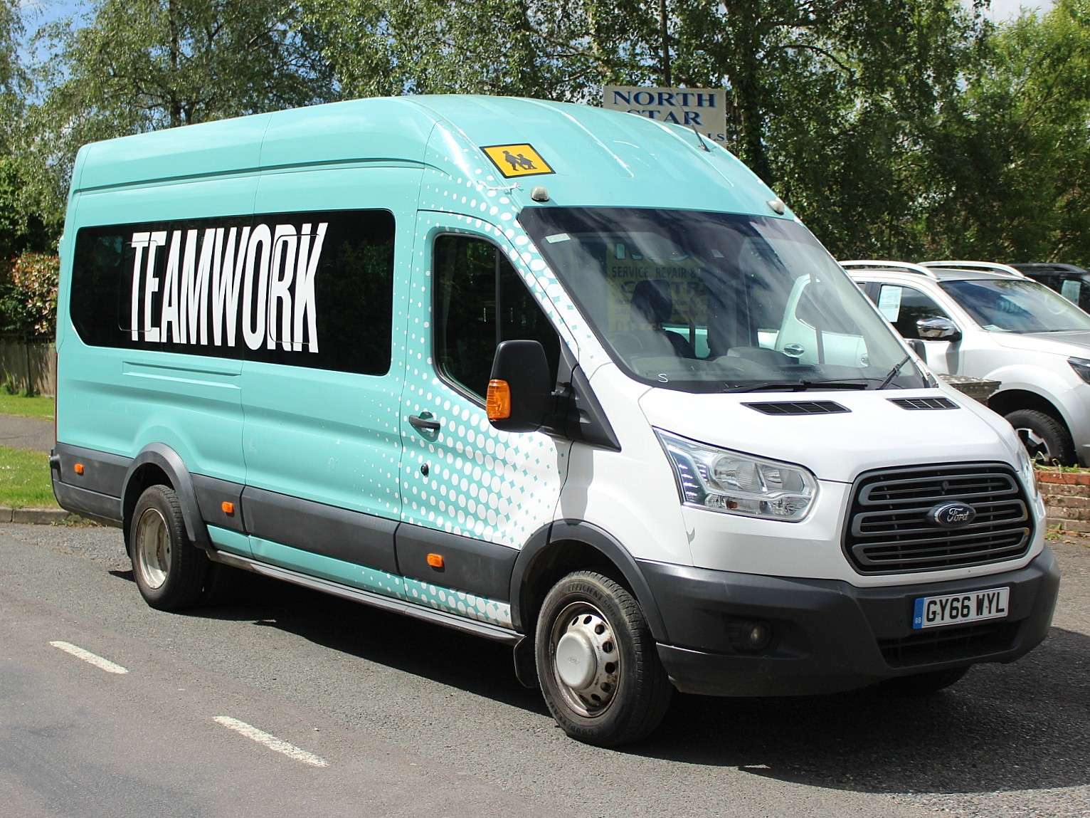 A 2016 FORD TRANSIT 2.2 TDCi 460 HDT Trend Minibus 5dr Diesel Manual L4 H3 (18 seats) (196 g/km, 123 bhp) A 2016 FORD TRANSIT 2.2 TDCi 460 HDT Trend Minibus 5dr Diesel Manual L4 H3 (18 seats) (196 g/km, 123 bhp)
