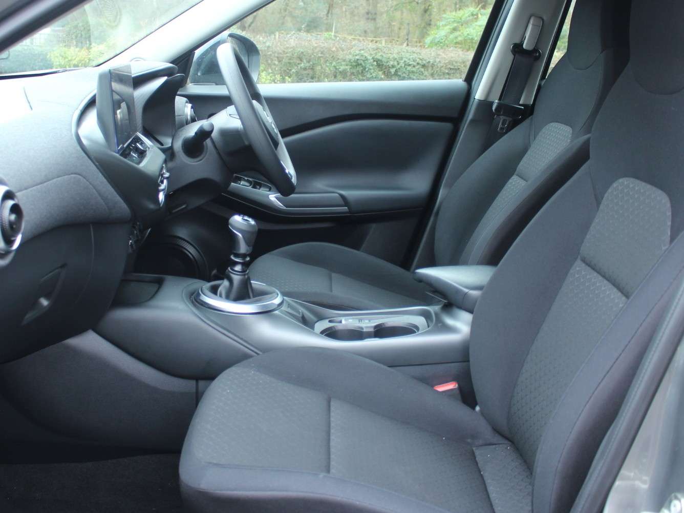 A 2025 NISSAN JUKE 1.0 DIG-T Acenta Premium SUV 5dr Petrol Manual Euro 6 (s/s) (114 ps) A 2025 NISSAN JUKE 1.0 DIG-T Acenta Premium SUV 5dr Petrol Manual Euro 6 (s/s) (114 ps)