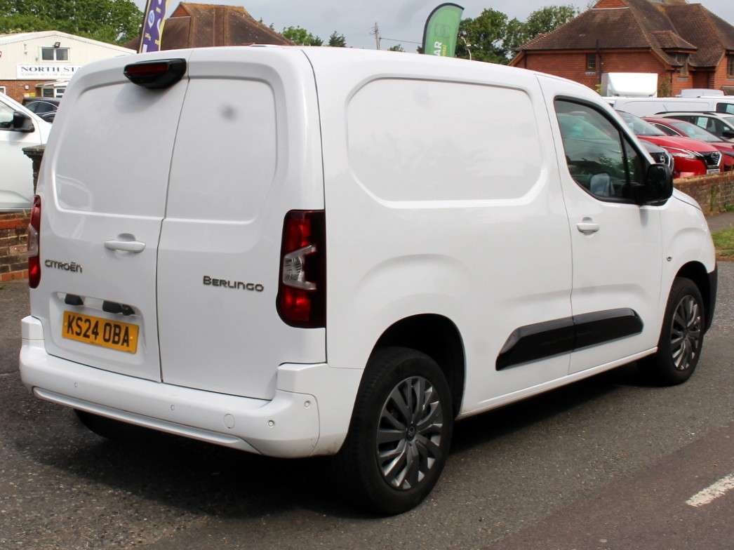 A 2024 CITROEN BERLINGO 1.5 BlueHDi 1000 Driver M Panel Van 5dr Diesel Manual SWB Euro 6 (s/s) (100 ps) A 2024 CITROEN BERLINGO 1.5 BlueHDi 1000 Driver M Panel Van 5dr Diesel Manual SWB Euro 6 (s/s) (100 ps)