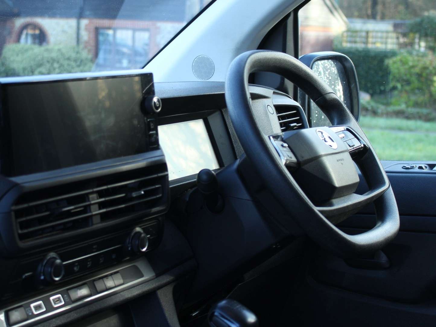 2024 VAUXHALL VIVARO 2024 VAUXHALL VIVARO