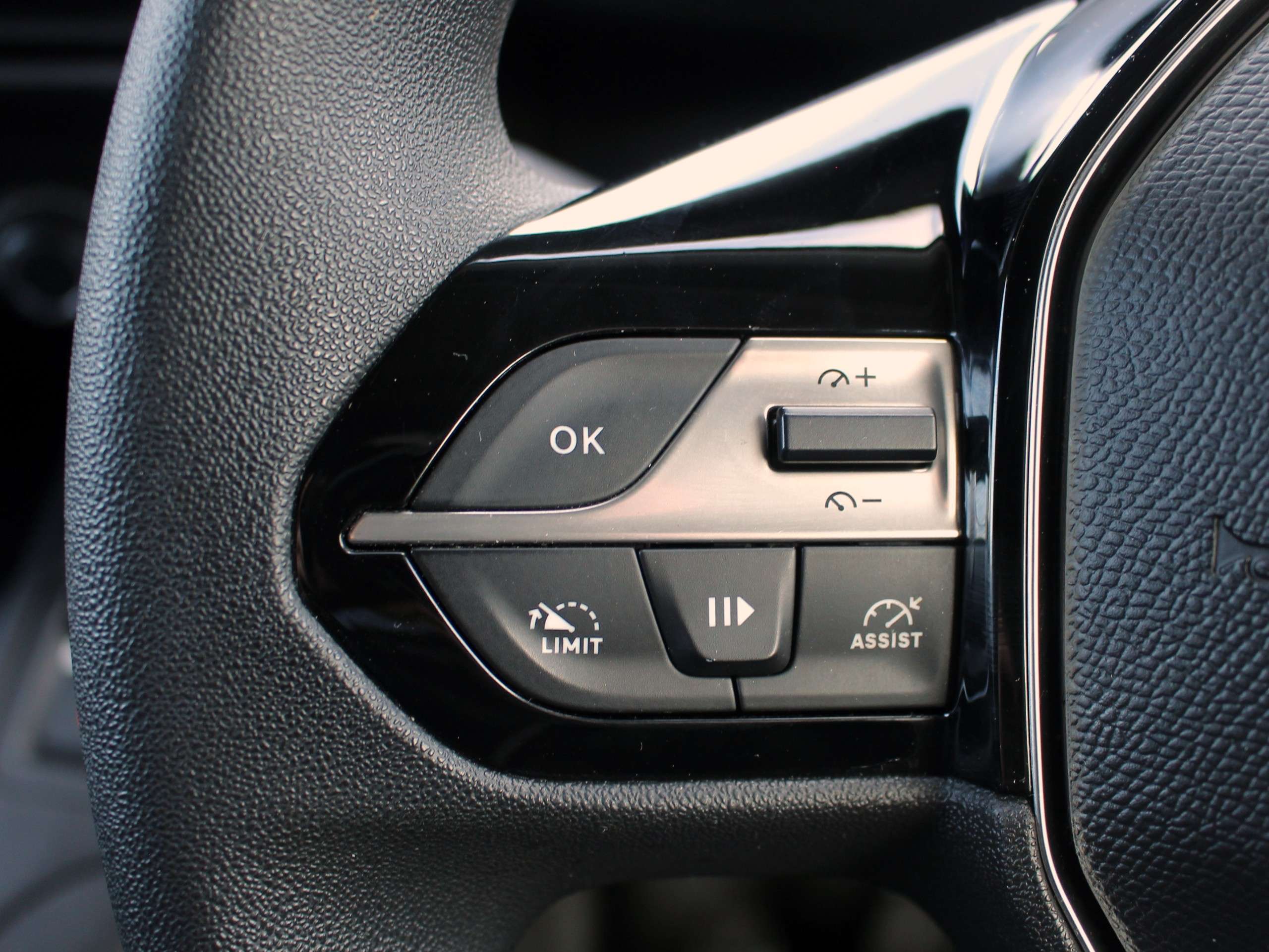 2024 PEUGEOT PARTNER 2024 PEUGEOT PARTNER