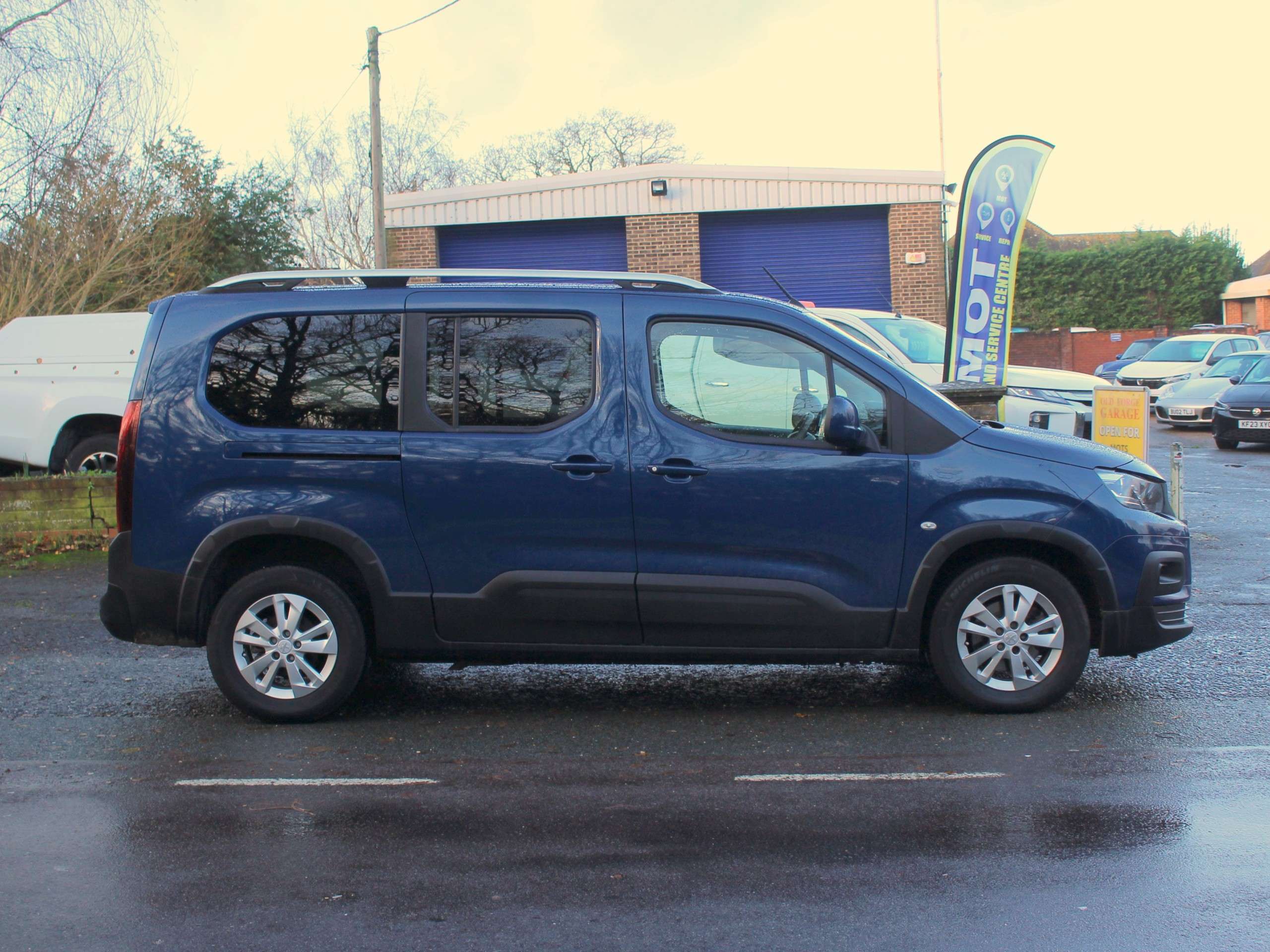 2021 PEUGEOT RIFTER 2021 PEUGEOT RIFTER