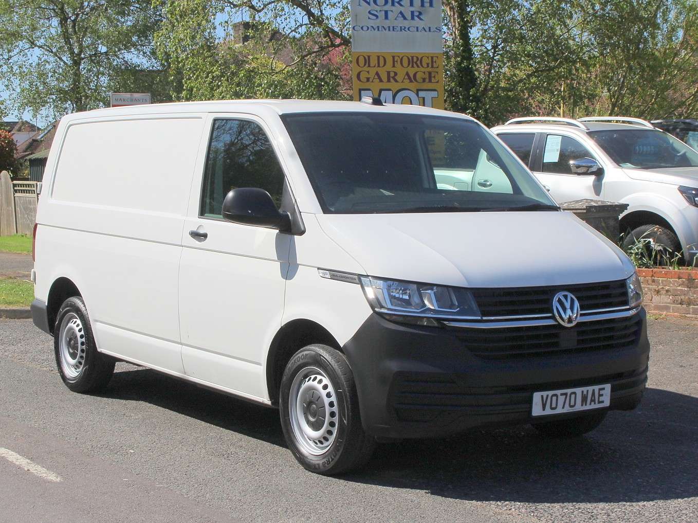 A 2020 VOLKSWAGEN TRANSPORTER 2.0 TDI T28 Startline Panel Van 5dr Diesel Manual FWD SWB Euro 6 (s/s) (110 ps) A 2020 VOLKSWAGEN TRANSPORTER 2.0 TDI T28 Startline Panel Van 5dr Diesel Manual FWD SWB Euro 6 (s/s) (110 ps)