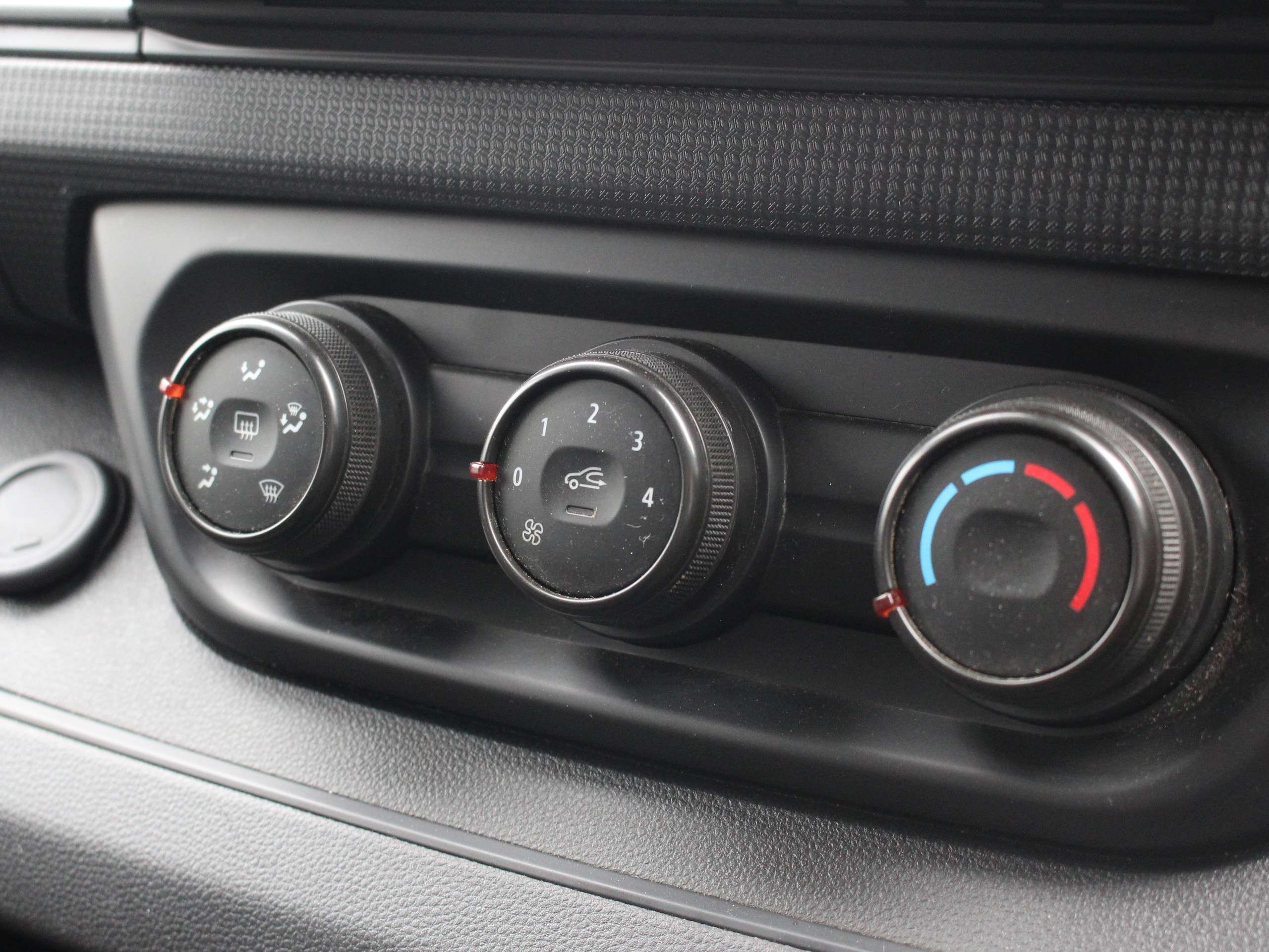 2022 RENAULT TRAFIC 2022 RENAULT TRAFIC