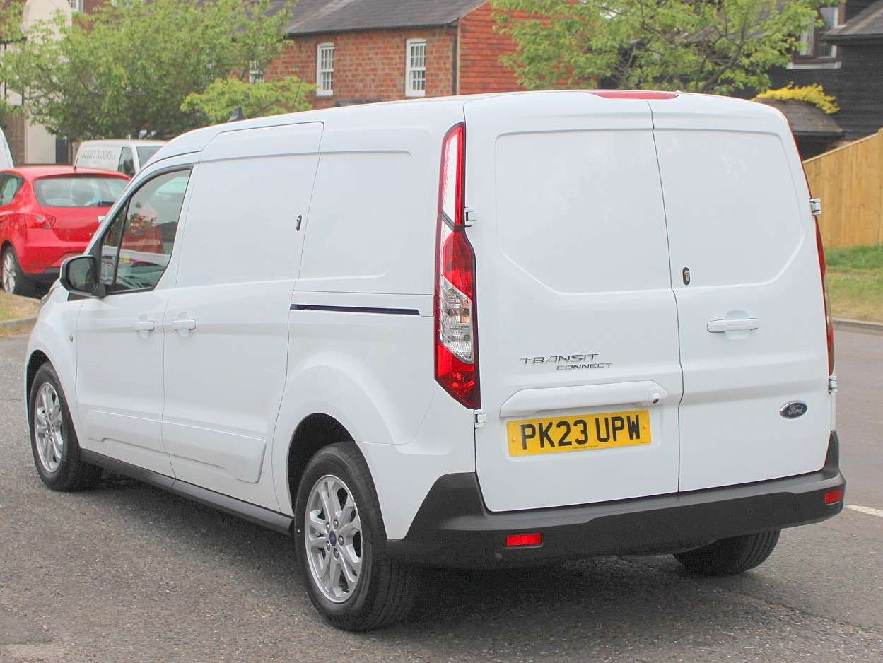 A 2023 FORD TRANSIT CONNECT 1.5 250 EcoBlue Limited Panel Van 5dr Diesel Auto L2 Euro 6 (s/s) (120 ps) A 2023 FORD TRANSIT CONNECT 1.5 250 EcoBlue Limited Panel Van 5dr Diesel Auto L2 Euro 6 (s/s) (120 ps)
