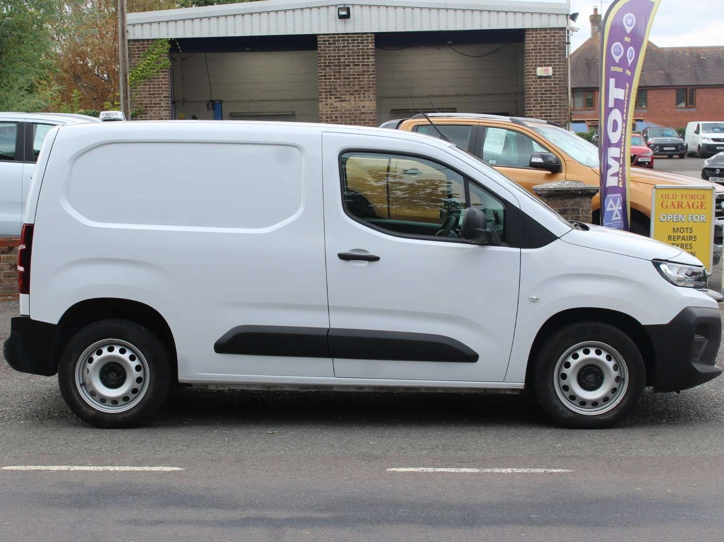2024 PEUGEOT PARTNER 2024 PEUGEOT PARTNER