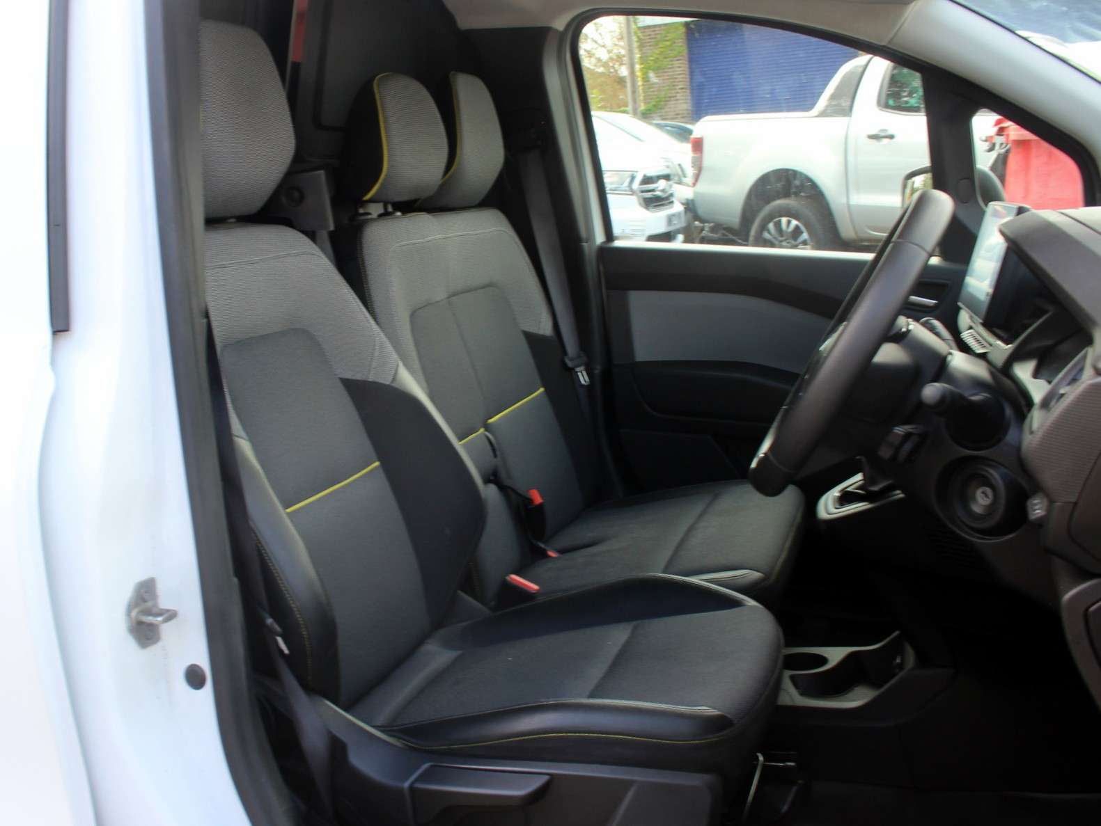 2024 RENAULT KANGOO 2024 RENAULT KANGOO