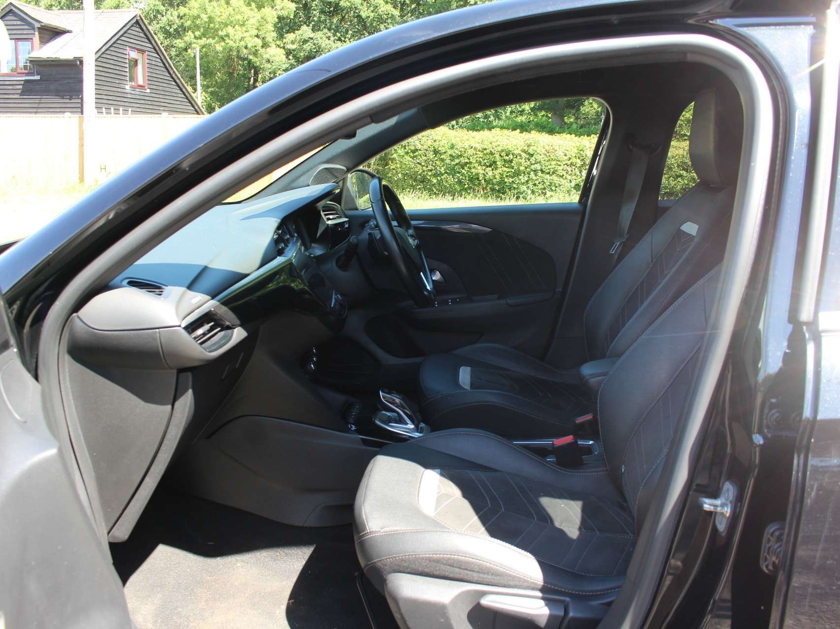 A 2022 VAUXHALL CORSA 1.2 Turbo Ultimate Hatchback 5dr Petrol Auto Euro 6 (s/s) (130 ps) A 2022 VAUXHALL CORSA 1.2 Turbo Ultimate Hatchback 5dr Petrol Auto Euro 6 (s/s) (130 ps)