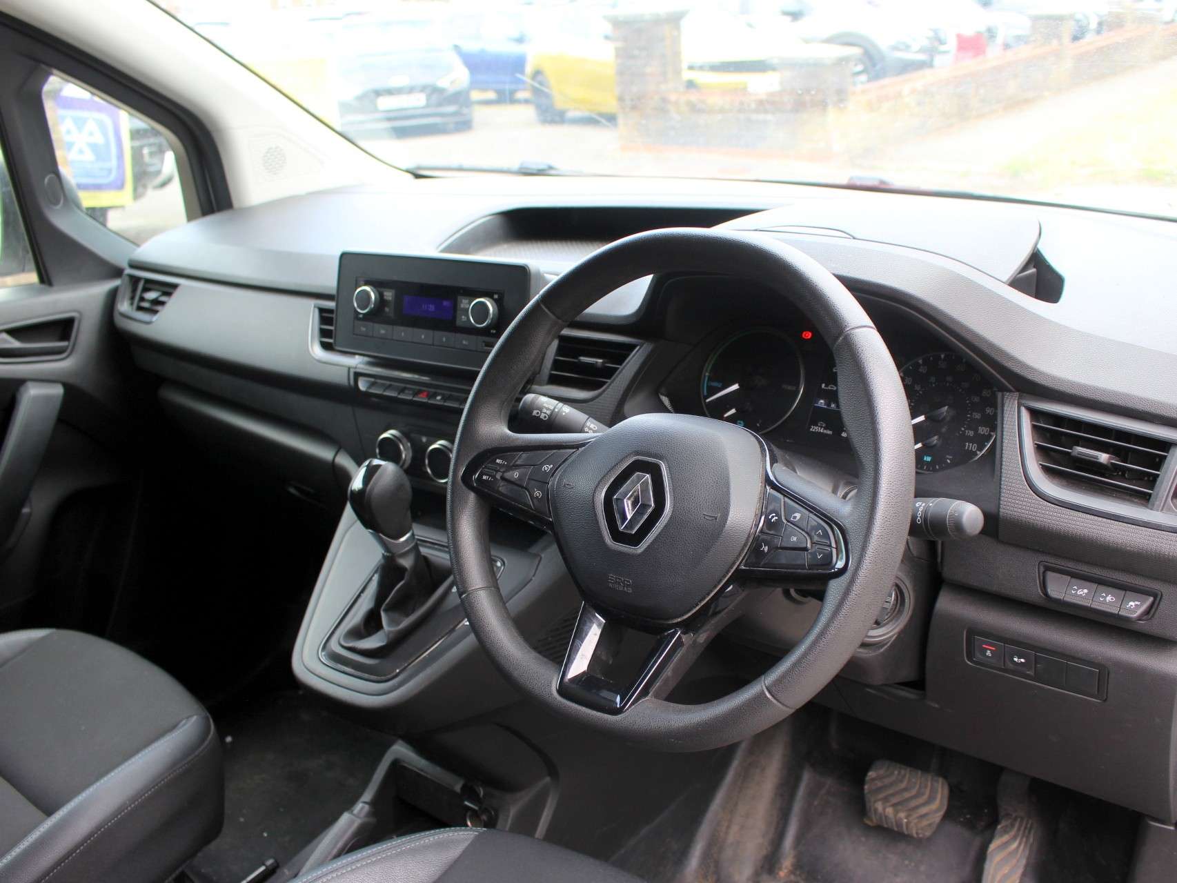 2024 RENAULT KANGOO 2024 RENAULT KANGOO