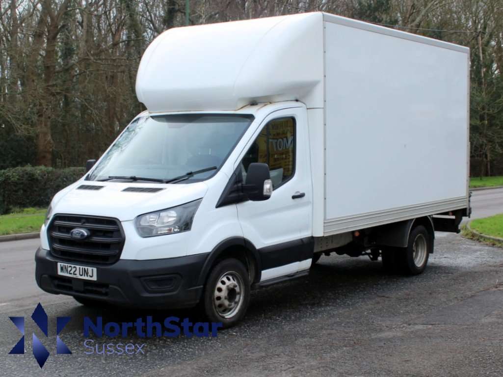 A 2022 FORD TRANSIT 2.0 350 EcoBlue Leader Luton 2dr Diesel DRWl RWD L3 Euro 6 (s/s) (130 ps) A 2022 FORD TRANSIT 2.0 350 EcoBlue Leader Luton 2dr Diesel DRWl RWD L3 Euro 6 (s/s) (130 ps)