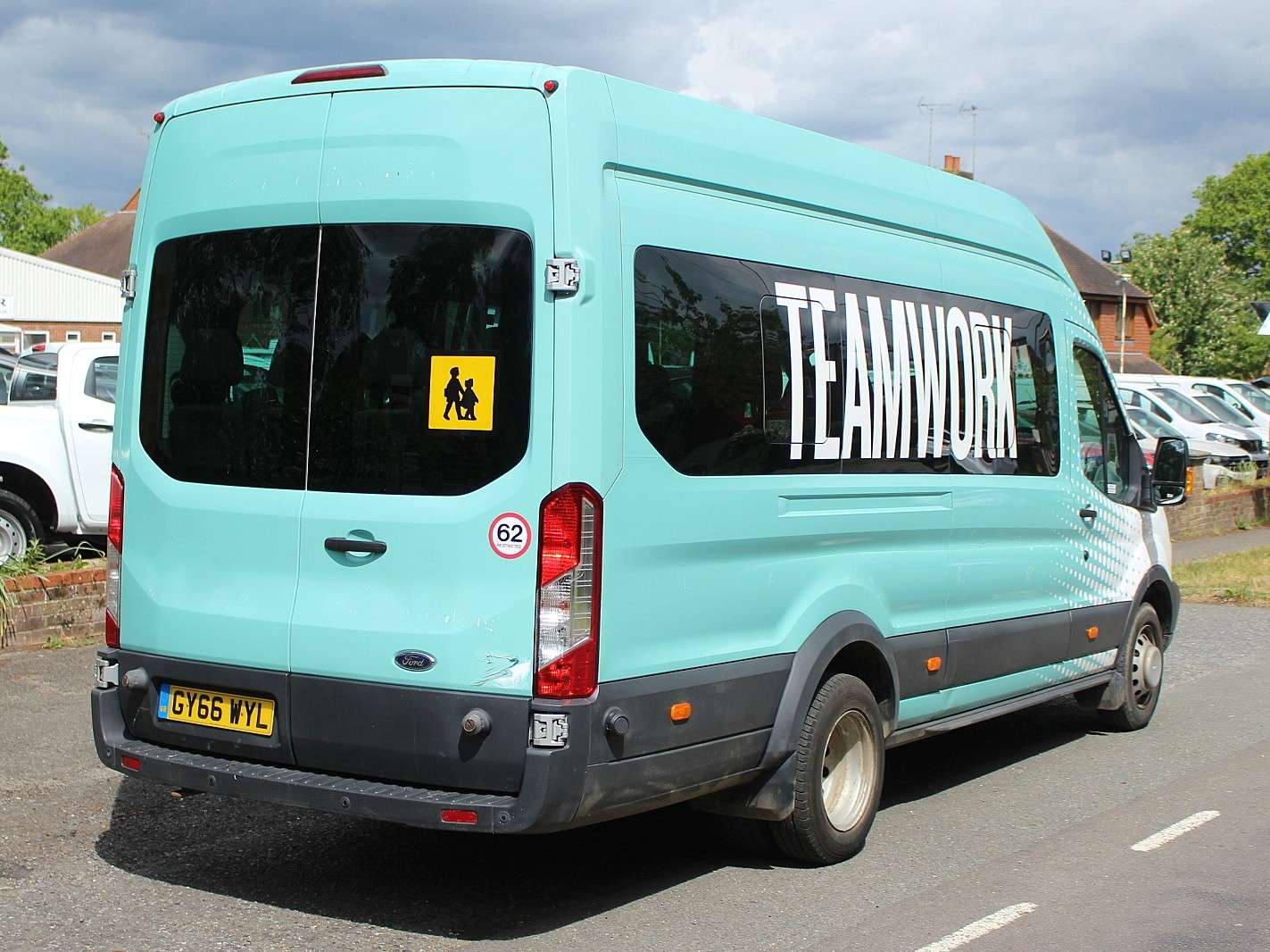 A 2016 FORD TRANSIT 2.2 TDCi 460 HDT Trend Minibus 5dr Diesel Manual L4 H3 (18 seats) (196 g/km, 123 bhp) A 2016 FORD TRANSIT 2.2 TDCi 460 HDT Trend Minibus 5dr Diesel Manual L4 H3 (18 seats) (196 g/km, 123 bhp)