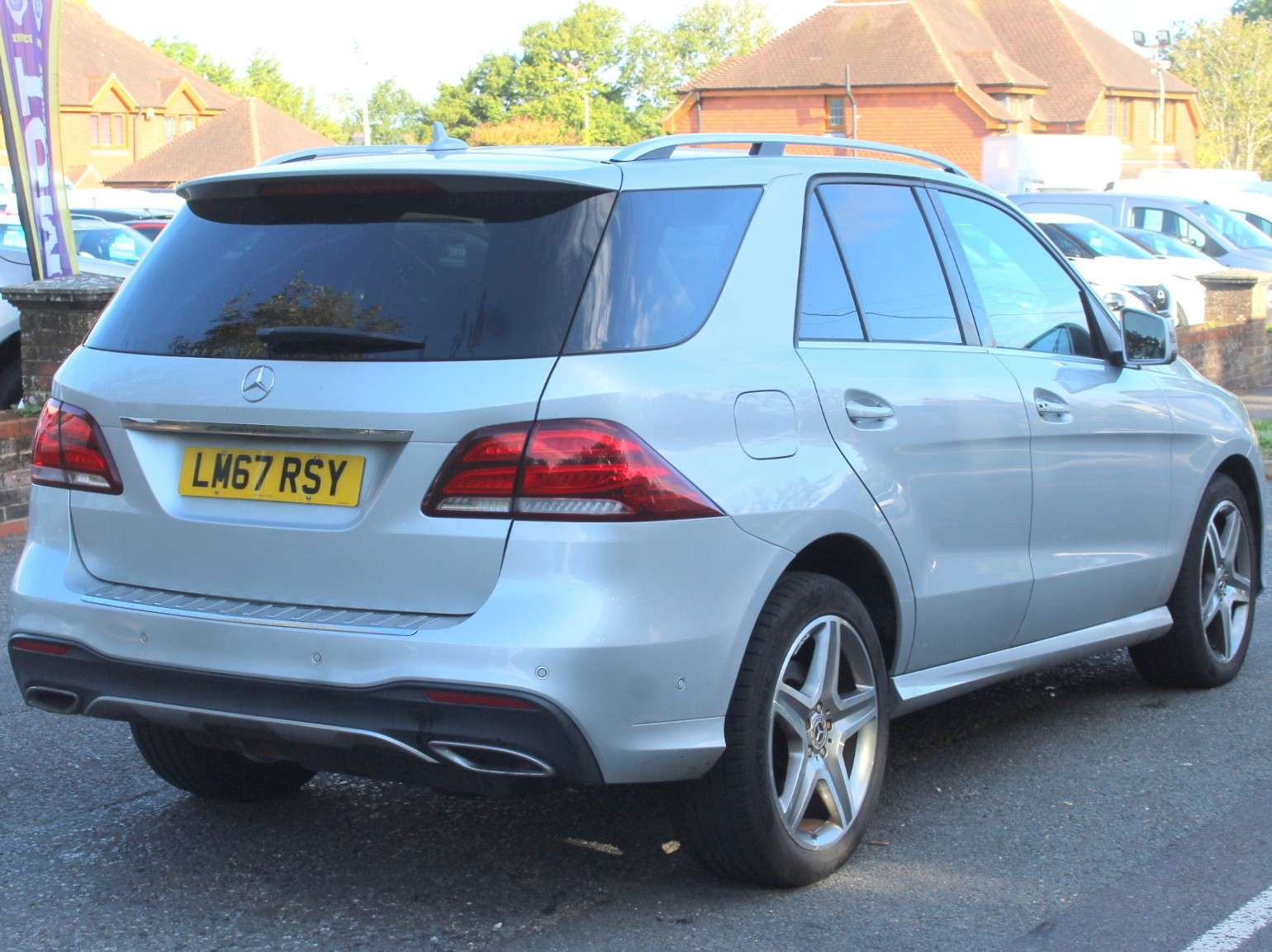 A 2017 MERCEDES-BENZ GLE 2.1 GLE250d AMG Line SUV 5dr Diesel G-Tronic 4MATIC Euro 6 (s/s) (204 ps) A 2017 MERCEDES-BENZ GLE 2.1 GLE250d AMG Line SUV 5dr Diesel G-Tronic 4MATIC Euro 6 (s/s) (204 ps)