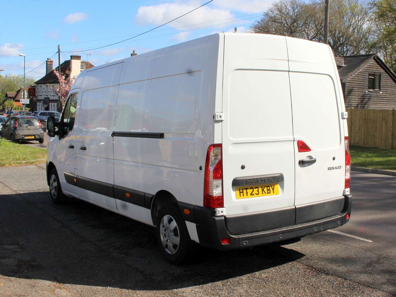 A 2023 RENAULT MASTER 2.3 dCi 35 Business+ Panel Van 4dr Diesel Manual FWD LWB Medium Roof Euro 6 (135 ps) A 2023 RENAULT MASTER 2.3 dCi 35 Business+ Panel Van 4dr Diesel Manual FWD LWB Medium Roof Euro 6 (135 ps)