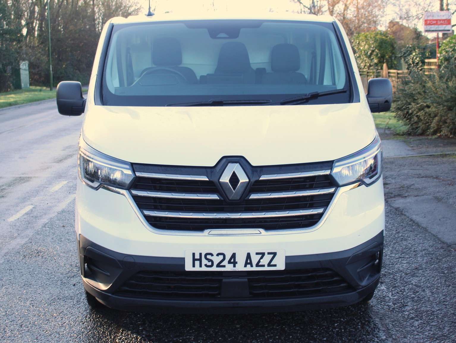 A 2024 RENAULT TRAFIC 2.0 dCi Blue LL30 Advance Panel Van 5dr Diesel Manual L2 H1 Euro 6 (s/s) (130 ps) A 2024 RENAULT TRAFIC 2.0 dCi Blue LL30 Advance Panel Van 5dr Diesel Manual L2 H1 Euro 6 (s/s) (130 ps)