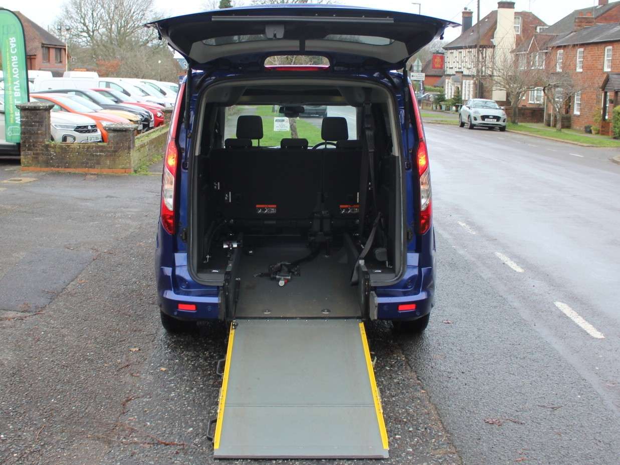 2017 FORD GRAND TOURNEO CONNECT 2017 FORD GRAND TOURNEO CONNECT