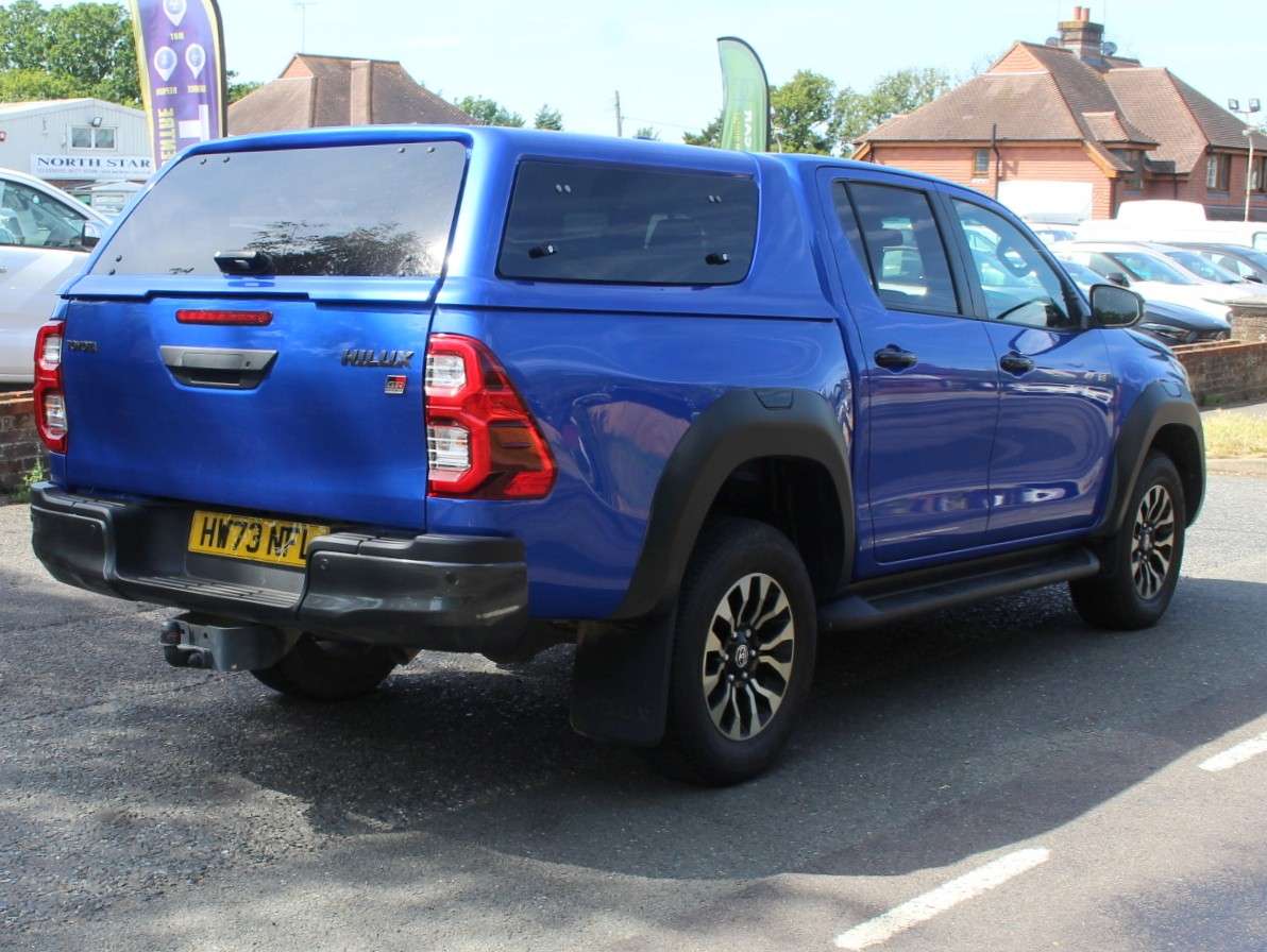 A 2024 TOYOTA HILUX 2.8 D-4D GR SPORT Pickup Double Cab 4dr Diesel Auto 4WD Euro 6 (s/s) (204 ps) A 2024 TOYOTA HILUX 2.8 D-4D GR SPORT Pickup Double Cab 4dr Diesel Auto 4WD Euro 6 (s/s) (204 ps)