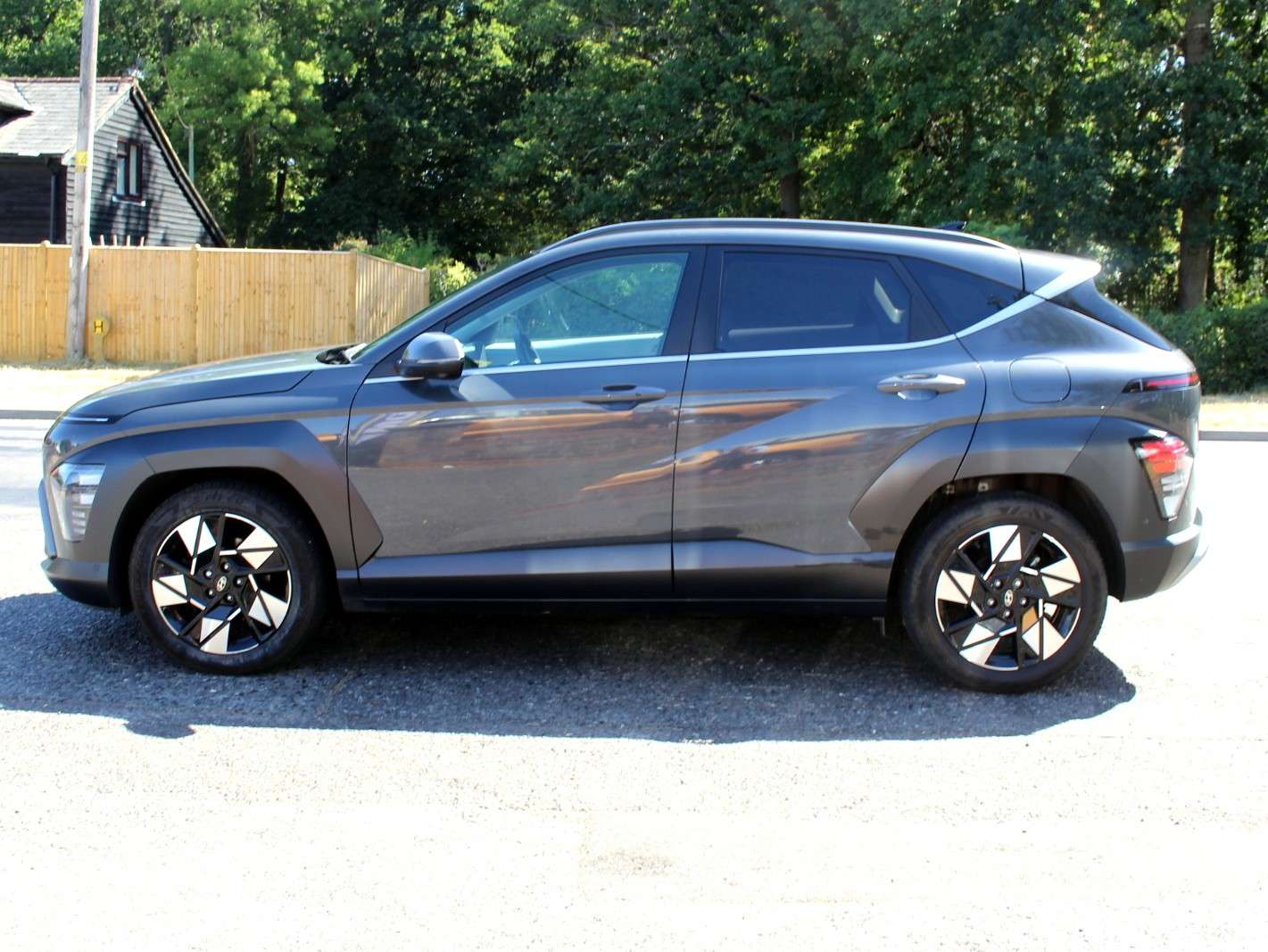 A 2023 HYUNDAI KONA 1.6 T-GDi Ultimate SUV 5dr Petrol DCT Euro 6 (s/s) (198 ps) A 2023 HYUNDAI KONA 1.6 T-GDi Ultimate SUV 5dr Petrol DCT Euro 6 (s/s) (198 ps)