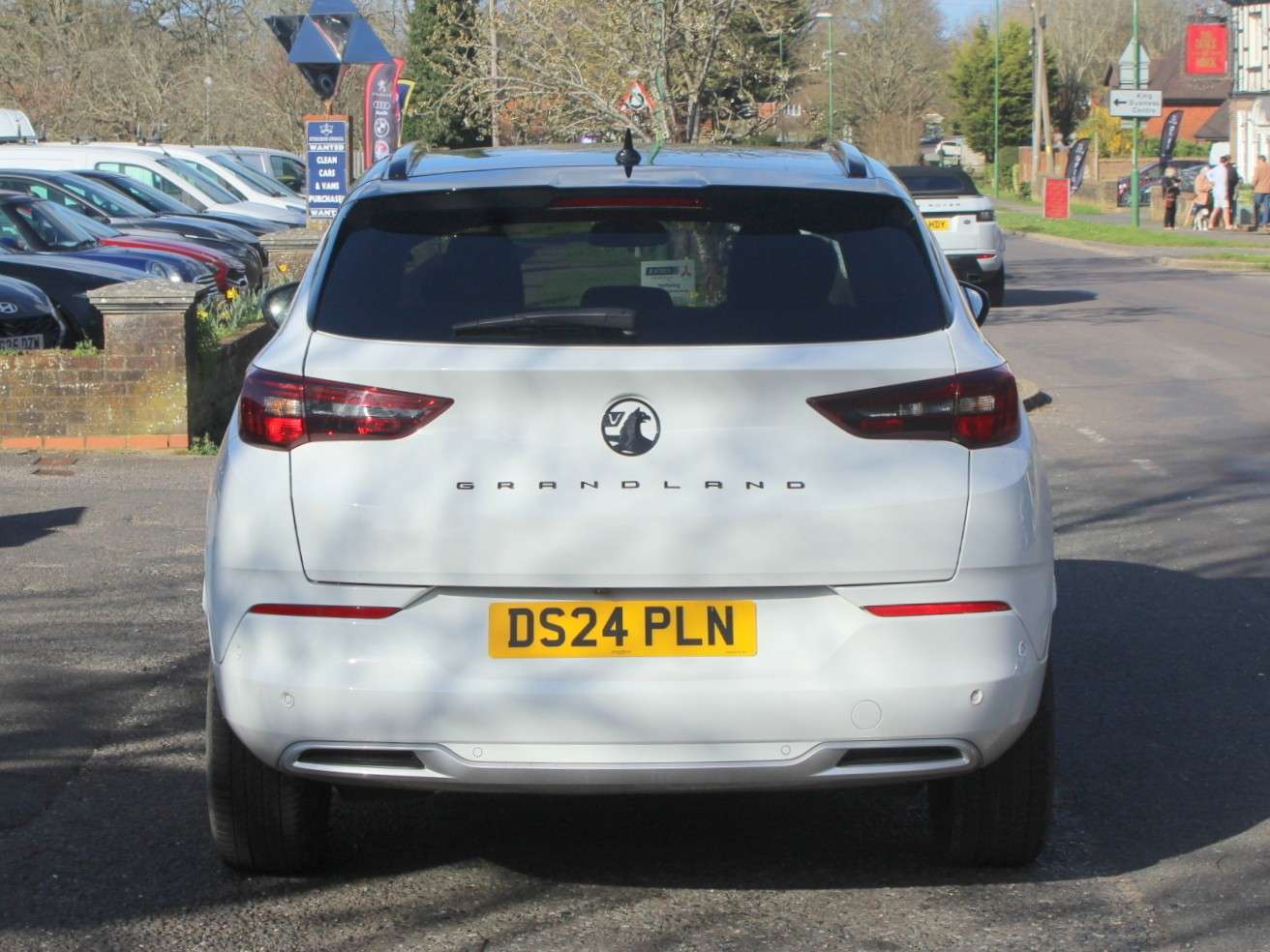 A 2024 VAUXHALL GRANDLAND 1.2 Turbo Ultimate SUV 5dr Petrol Manual Euro 6 (s/s) (130 ps) A 2024 VAUXHALL GRANDLAND 1.2 Turbo Ultimate SUV 5dr Petrol Manual Euro 6 (s/s) (130 ps)