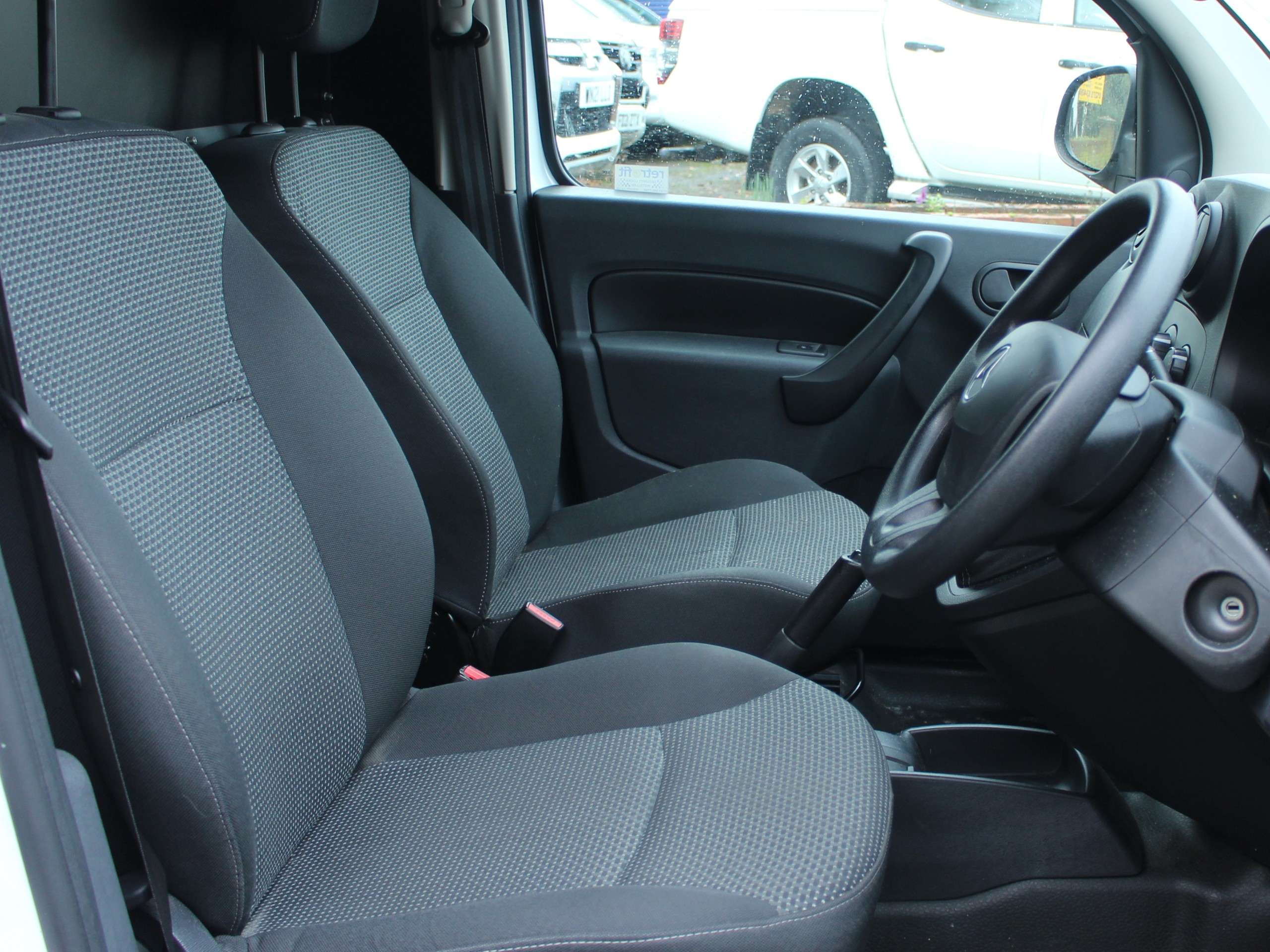 A 2021 MERCEDES-BENZ CITAN 1.5 109 CDI Pure Panel Van 5dr Diesel Manual L2 Euro 6 (94 ps) A 2021 MERCEDES-BENZ CITAN 1.5 109 CDI Pure Panel Van 5dr Diesel Manual L2 Euro 6 (94 ps)