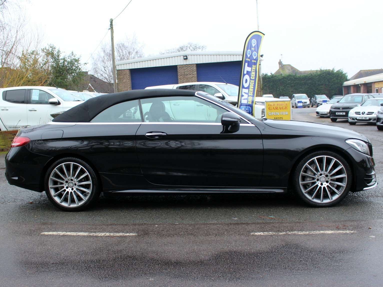 A 2017 MERCEDES-BENZ C CLASS 2.1 C250d AMG Line (Premium Plus) Cabriolet 2dr Diesel G-Tronic+ Euro 6 (s/s) (204 ps) A 2017 MERCEDES-BENZ C CLASS 2.1 C250d AMG Line (Premium Plus) Cabriolet 2dr Diesel G-Tronic+ Euro 6 (s/s) (204 ps)