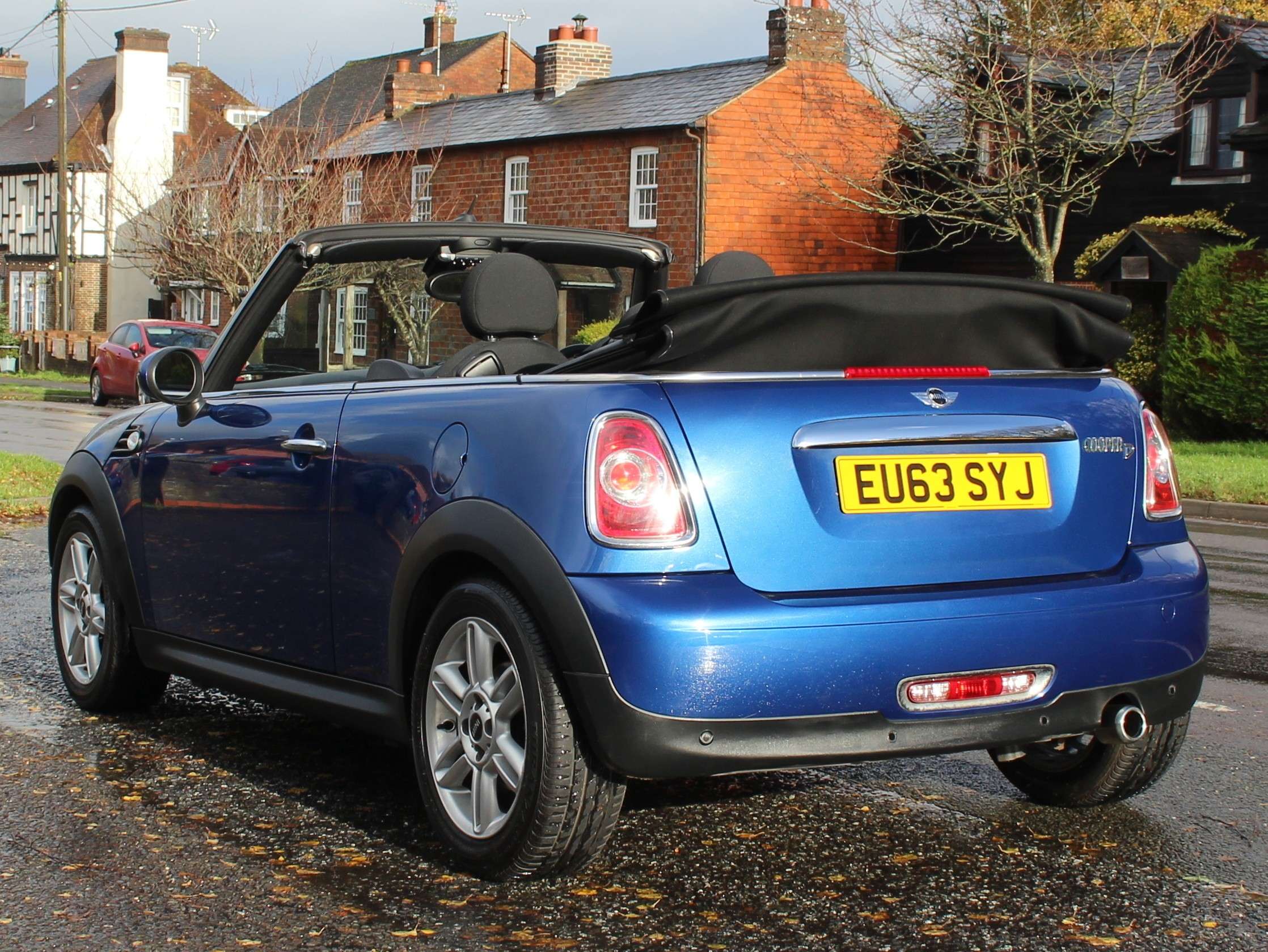 2013 MINI CONVERTIBLE 2013 MINI CONVERTIBLE