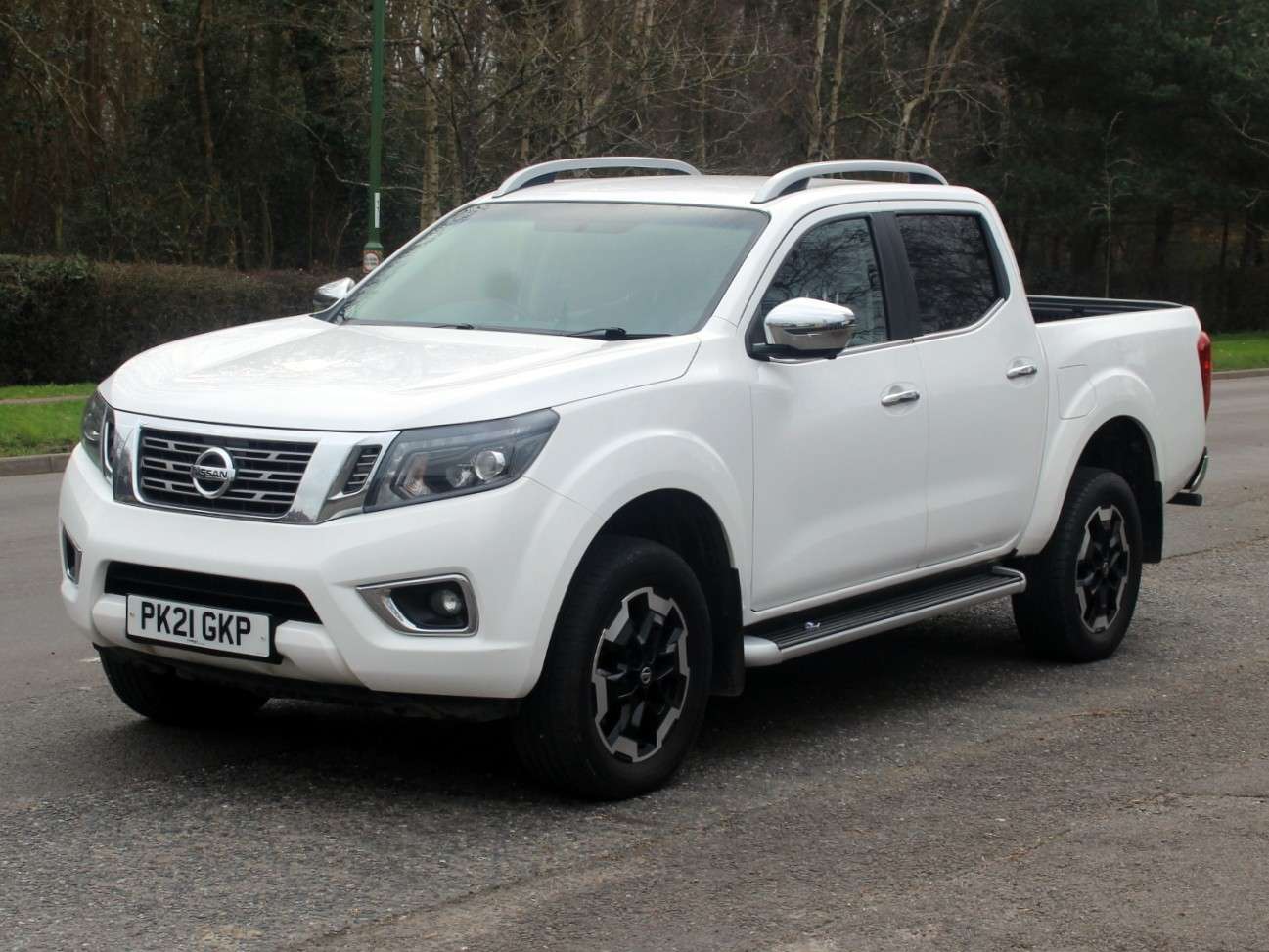 A 2021 NISSAN NAVARA 2.3 dCi Tekna Pickup Double Cab 4dr Diesel Auto 4WD Euro 6 (190 ps) A 2021 NISSAN NAVARA 2.3 dCi Tekna Pickup Double Cab 4dr Diesel Auto 4WD Euro 6 (190 ps)