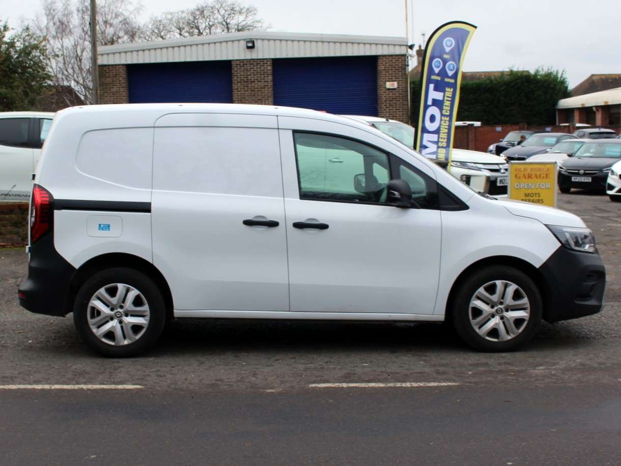 2024 RENAULT KANGOO 2024 RENAULT KANGOO