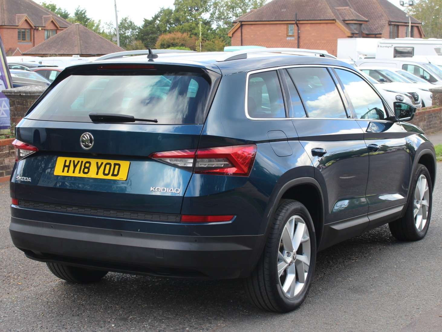 A 2018 SKODA KODIAQ 1.4 TSI ACT Edition SUV 5dr Petrol DSG Euro 6 (s/s) (5 Seat) (150 ps) A 2018 SKODA KODIAQ 1.4 TSI ACT Edition SUV 5dr Petrol DSG Euro 6 (s/s) (5 Seat) (150 ps)
