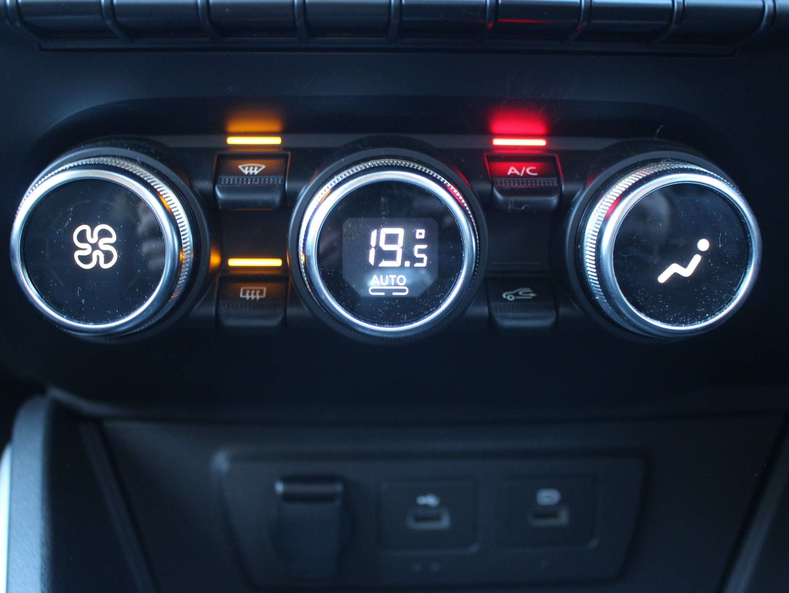 2022 DACIA DUSTER 2022 DACIA DUSTER