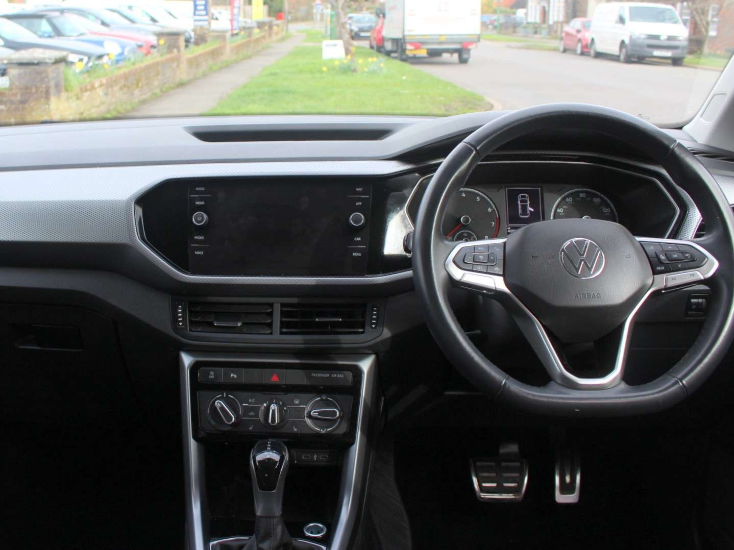 2021 VOLKSWAGEN T-CROSS 2021 VOLKSWAGEN T-CROSS