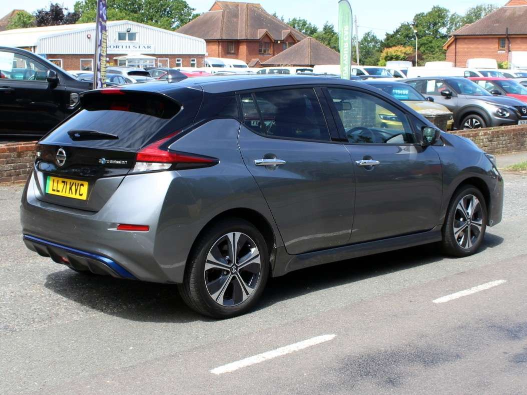 2021 NISSAN LEAF 2021 NISSAN LEAF