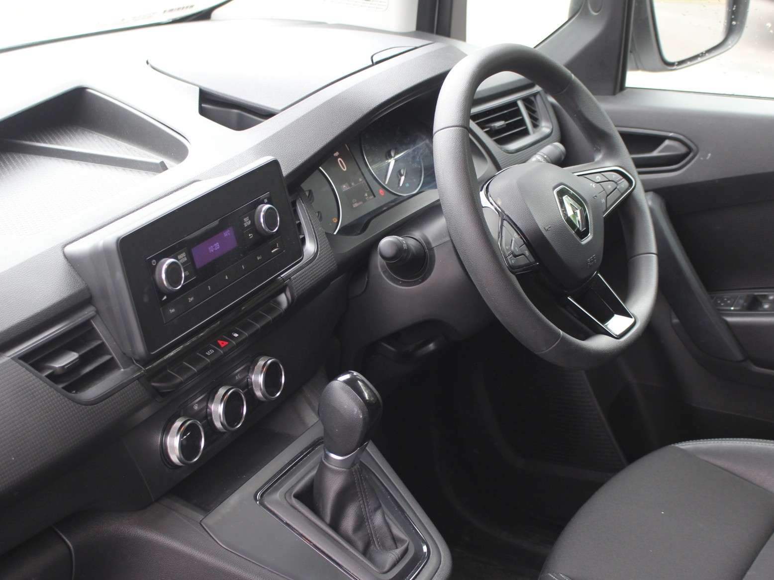 2024 RENAULT KANGOO 2024 RENAULT KANGOO