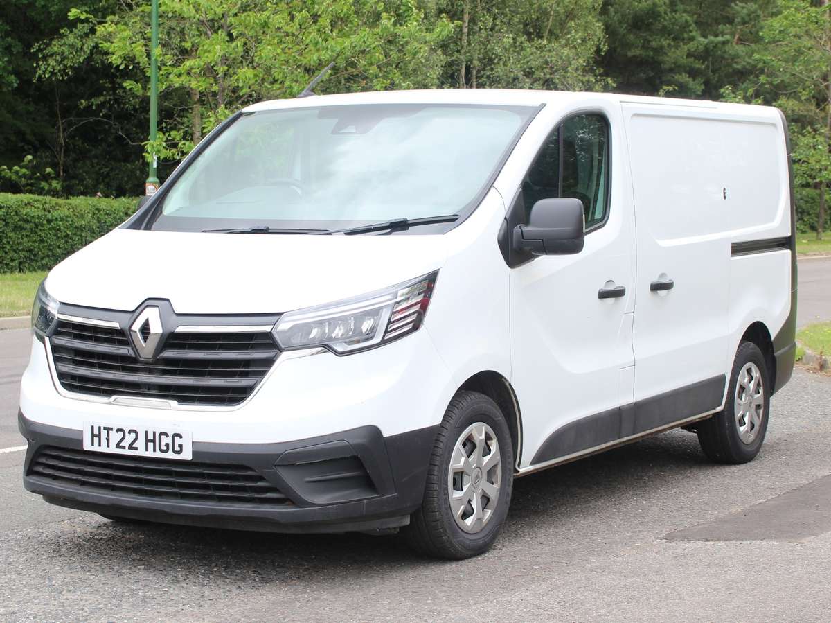 Check out this Renault Trafic 2022 Diesel Manual