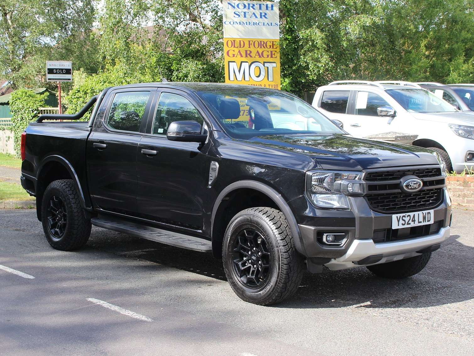 A 2024 FORD RANGER 2.0 TD EcoBlue Tremor Pickup Double Cab 4dr Diesel Auto 4WD Euro 6 (s/s) (205 ps) A 2024 FORD RANGER 2.0 TD EcoBlue Tremor Pickup Double Cab 4dr Diesel Auto 4WD Euro 6 (s/s) (205 ps)