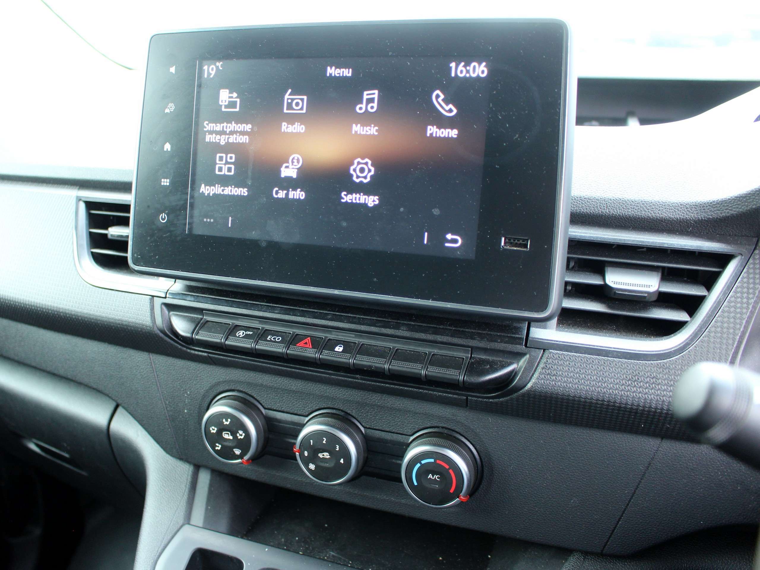 2024 RENAULT KANGOO 2024 RENAULT KANGOO