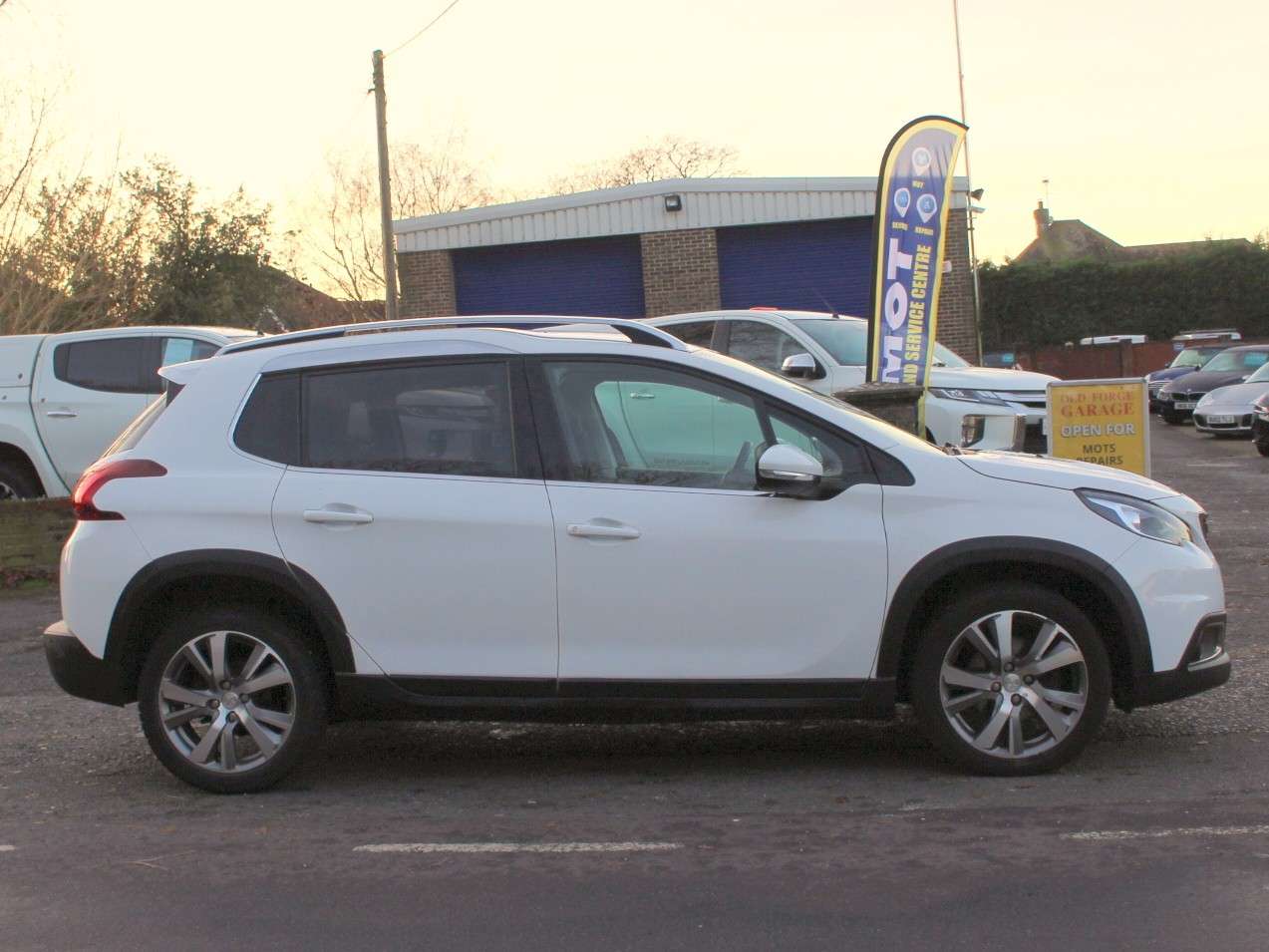 2018 PEUGEOT 2008 2018 PEUGEOT 2008