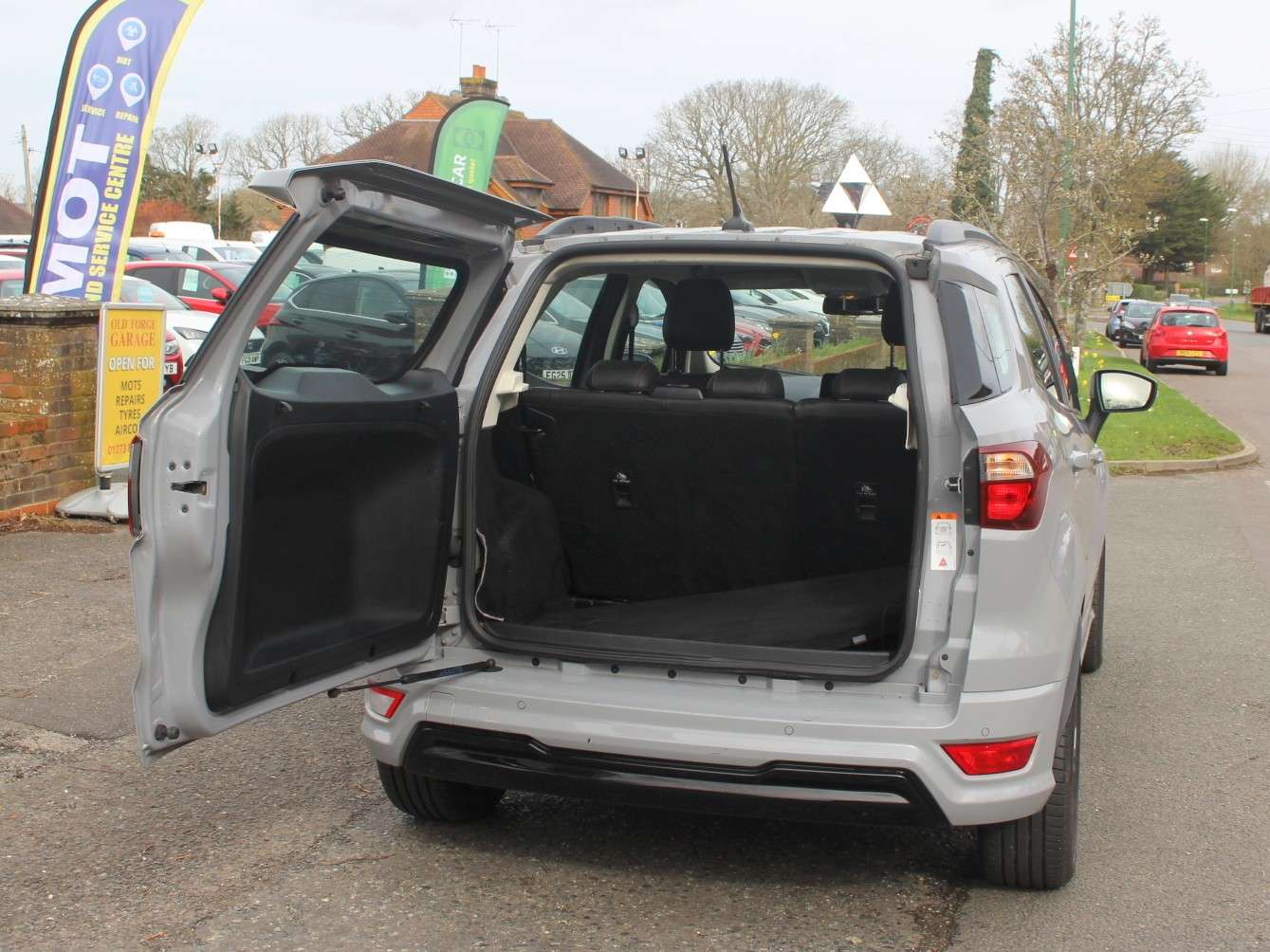 A 2023 FORD ECOSPORT 1.0T EcoBoost GPF ST-Line SUV 5dr Petrol Manual Euro 6 (s/s) (140 ps) A 2023 FORD ECOSPORT 1.0T EcoBoost GPF ST-Line SUV 5dr Petrol Manual Euro 6 (s/s) (140 ps)