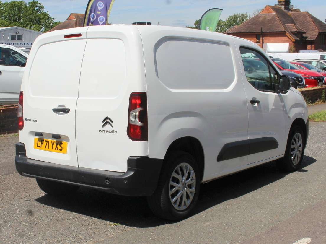 A 2022 CITROEN BERLINGO 1.5 BlueHDi 1000 Enterprise M Pro Panel Van 5dr Diesel Manual SWB Euro 6 (s/s) (100 ps) A 2022 CITROEN BERLINGO 1.5 BlueHDi 1000 Enterprise M Pro Panel Van 5dr Diesel Manual SWB Euro 6 (s/s) (100 ps)