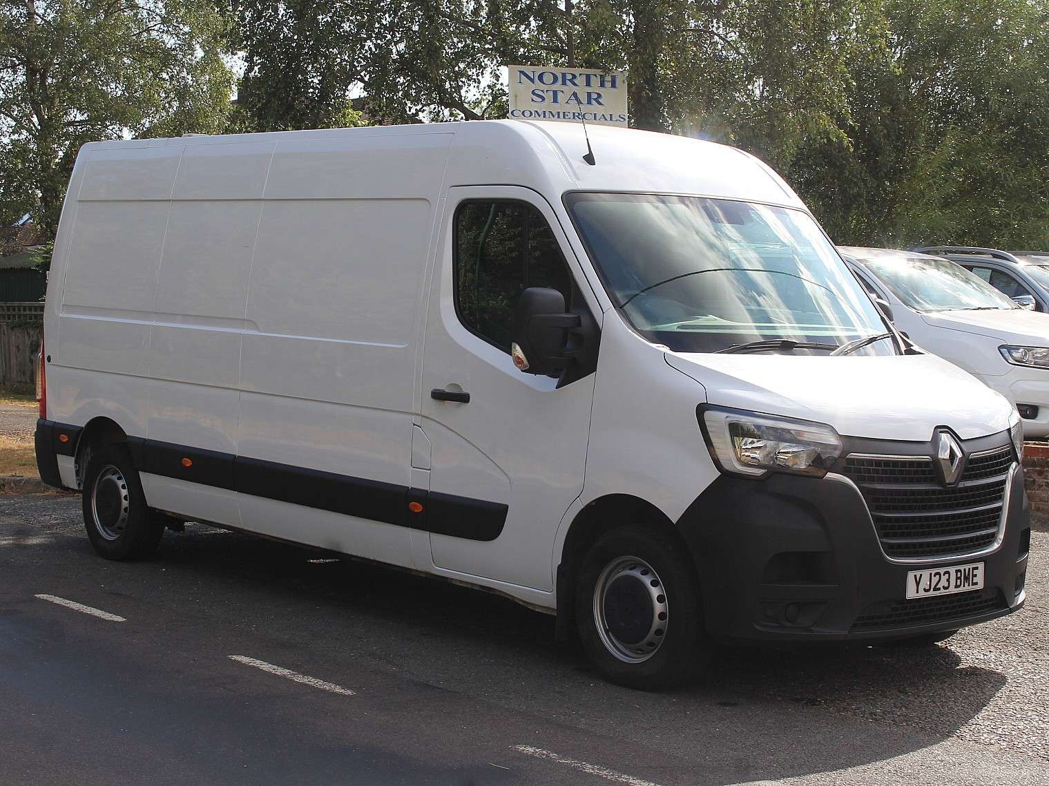 A 2023 RENAULT MASTER 2.3 dCi 35 Start Panel Van 4dr Diesel Manual FWD LWB Medium Roof Euro 6 (135 ps) A 2023 RENAULT MASTER 2.3 dCi 35 Start Panel Van 4dr Diesel Manual FWD LWB Medium Roof Euro 6 (135 ps)