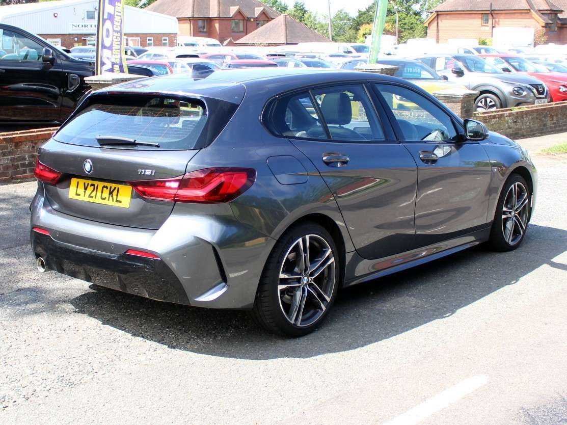 2021 BMW 1 SERIES 2021 BMW 1 SERIES