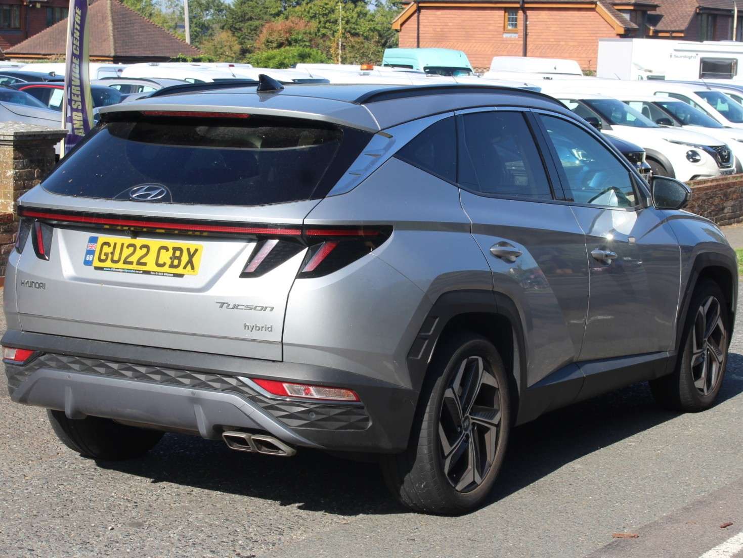 A 2022 HYUNDAI TUCSON 1.6 h T-GDi Ultimate SUV 5dr Petrol Hybrid Auto Euro 6 (s/s) (230 ps) A 2022 HYUNDAI TUCSON 1.6 h T-GDi Ultimate SUV 5dr Petrol Hybrid Auto Euro 6 (s/s) (230 ps)