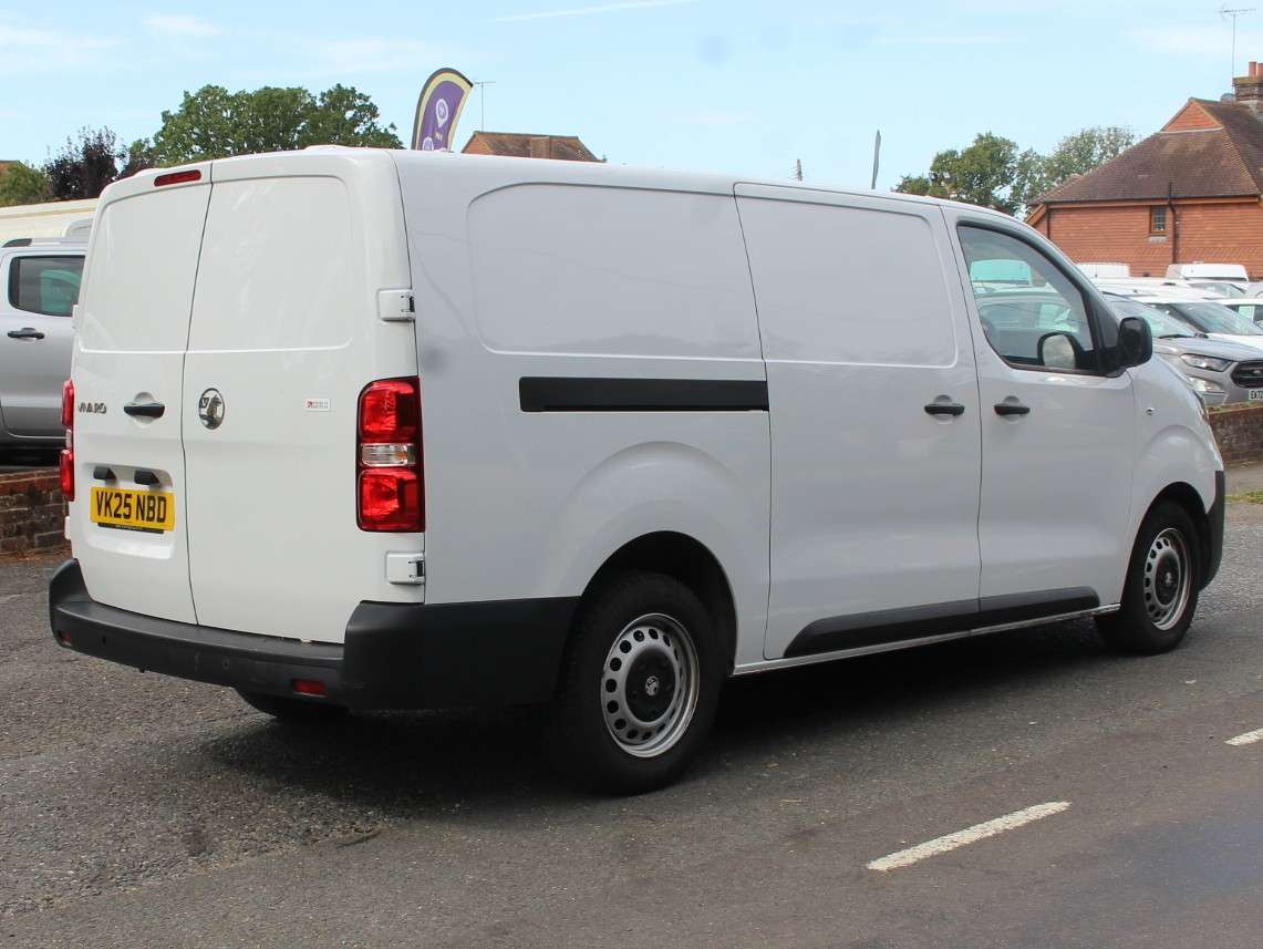 2025 VAUXHALL VIVARO 2025 VAUXHALL VIVARO