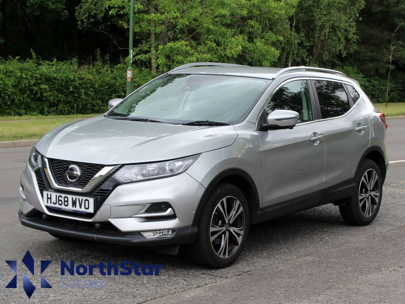 A 2018 NISSAN QASHQAI 1.3 DIG-T N-Connecta SUV 5dr Petrol Manual Euro 6 (s/s) (140 ps) A 2018 NISSAN QASHQAI 1.3 DIG-T N-Connecta SUV 5dr Petrol Manual Euro 6 (s/s) (140 ps)
