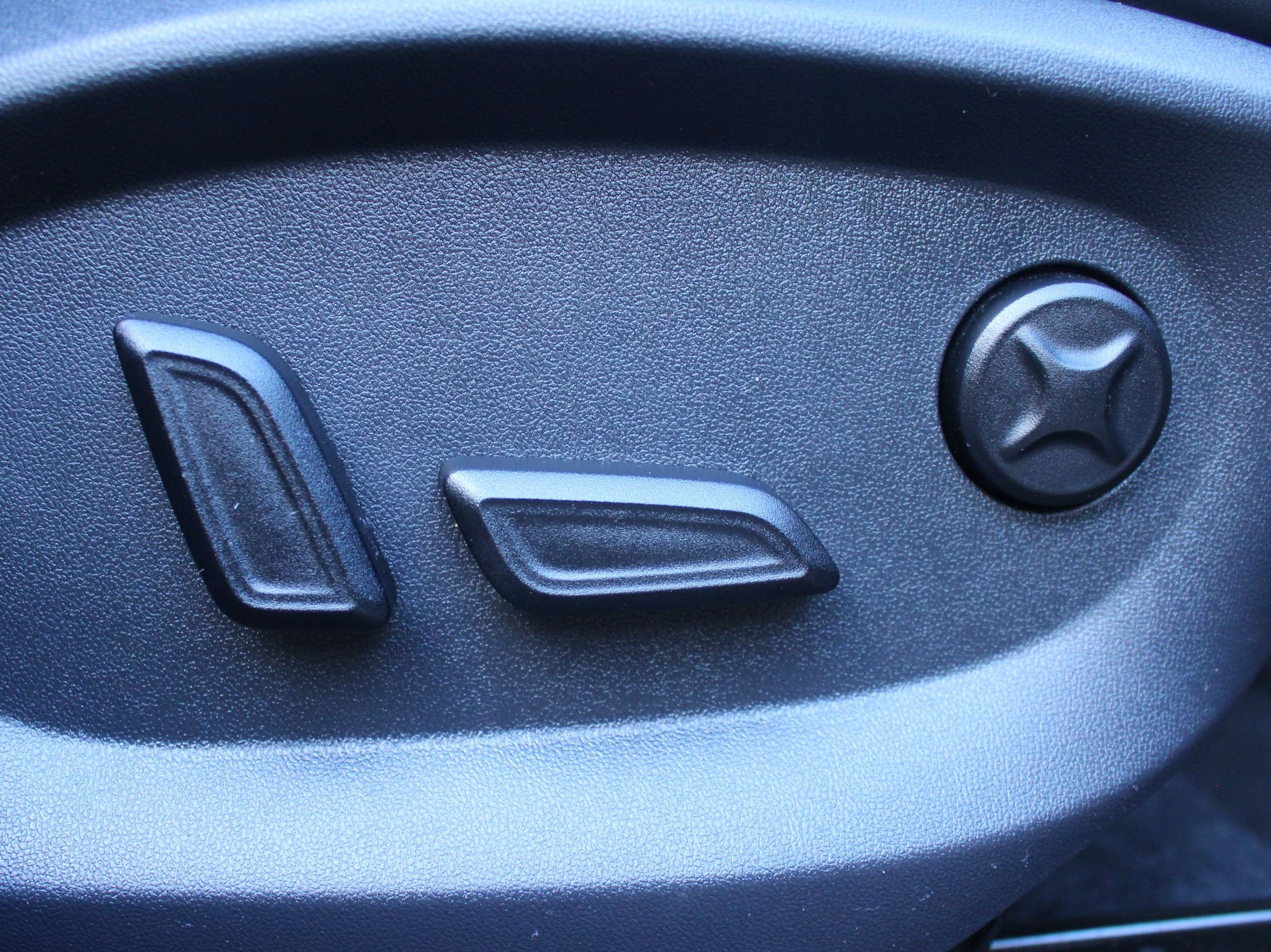 2025 MG HS 2025 MG HS